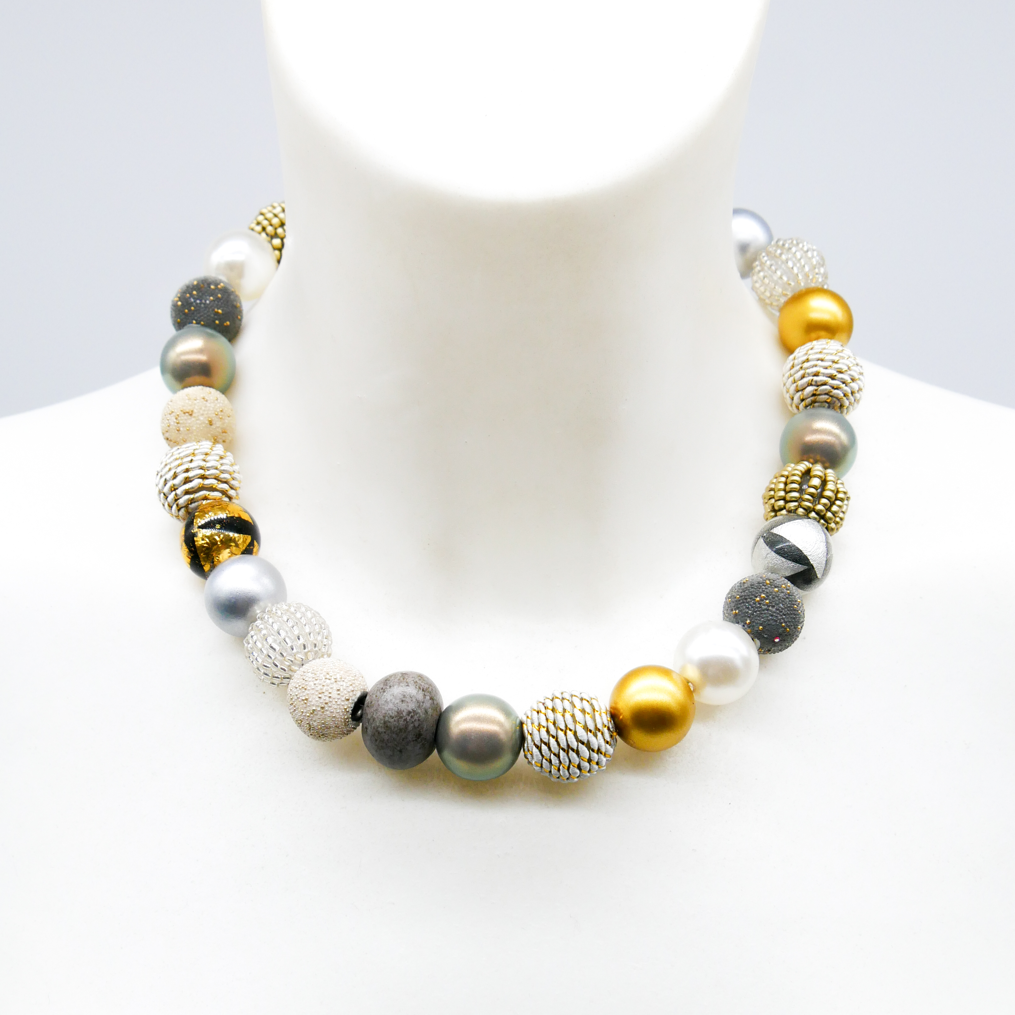 "Bollywood" Kette, Granit