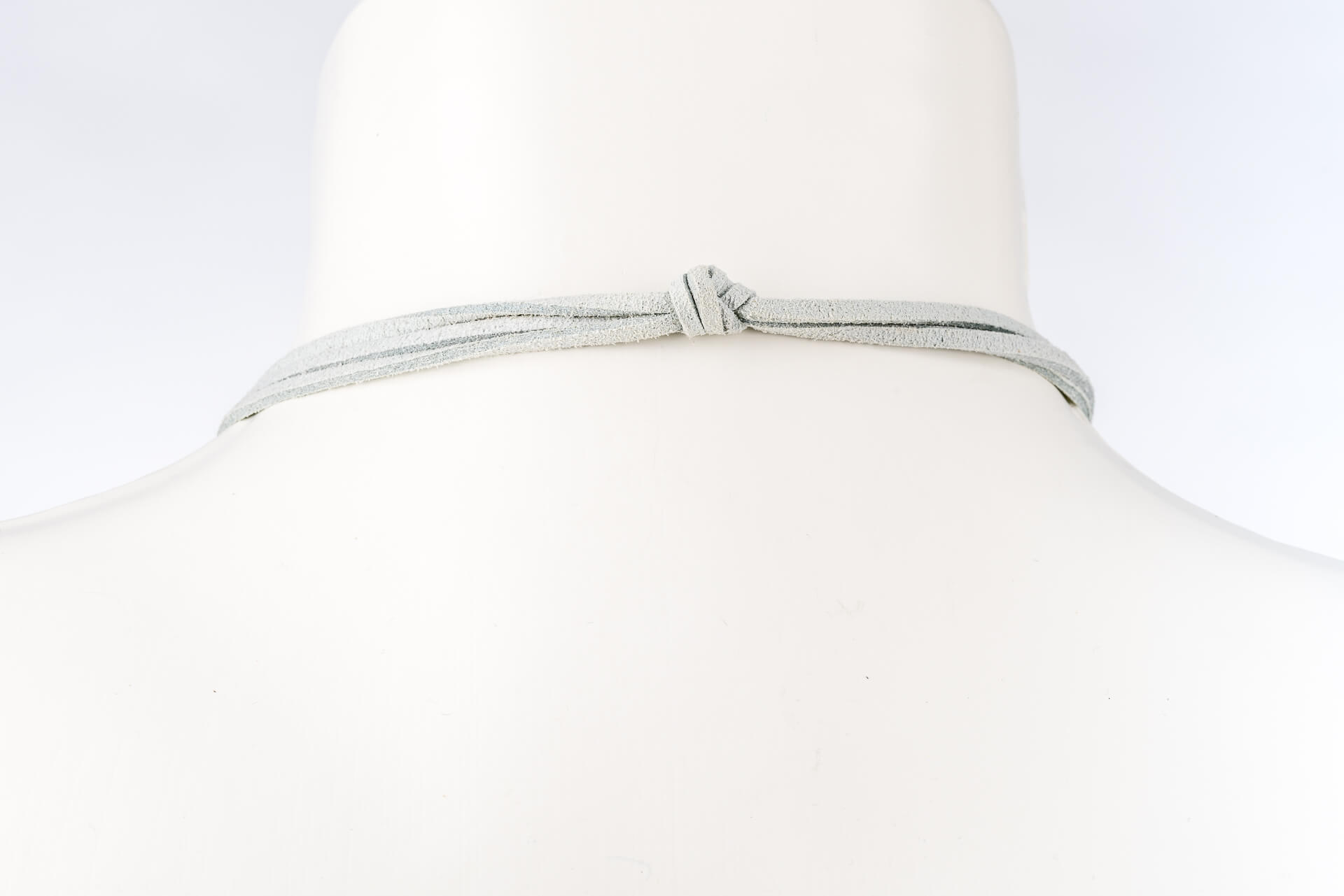 "Stones" lange Y Kette mit Mineralstein-Perlen, mint