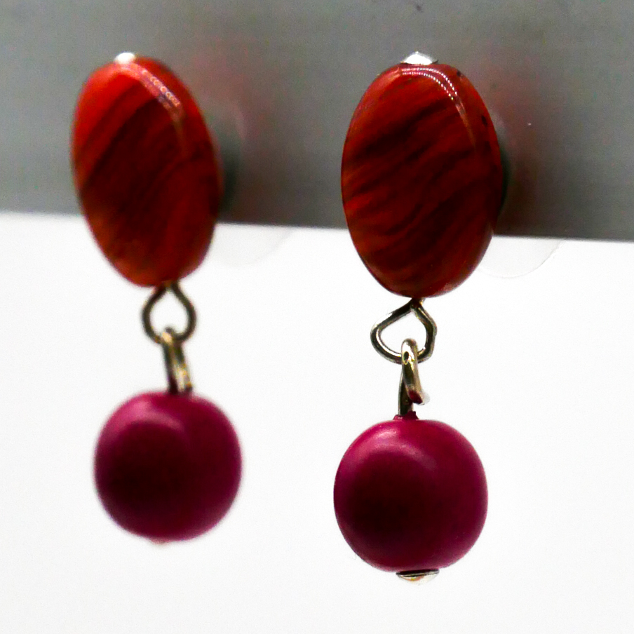 "Summer-Feeling"  Ohrring aus verschiedenen Formen, Glas- und Resin Perlen, pink-orange