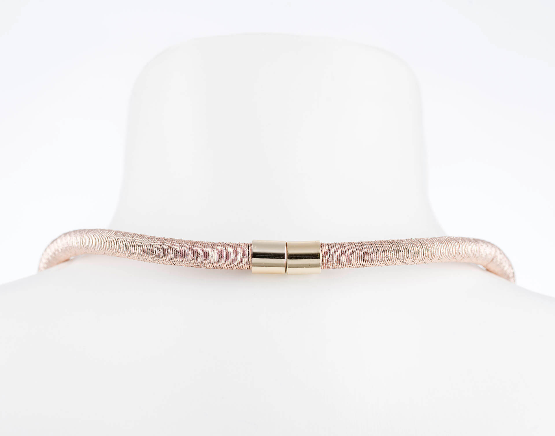 "Circle" kurze Kette, Synthetikschlauch, roségold farben
