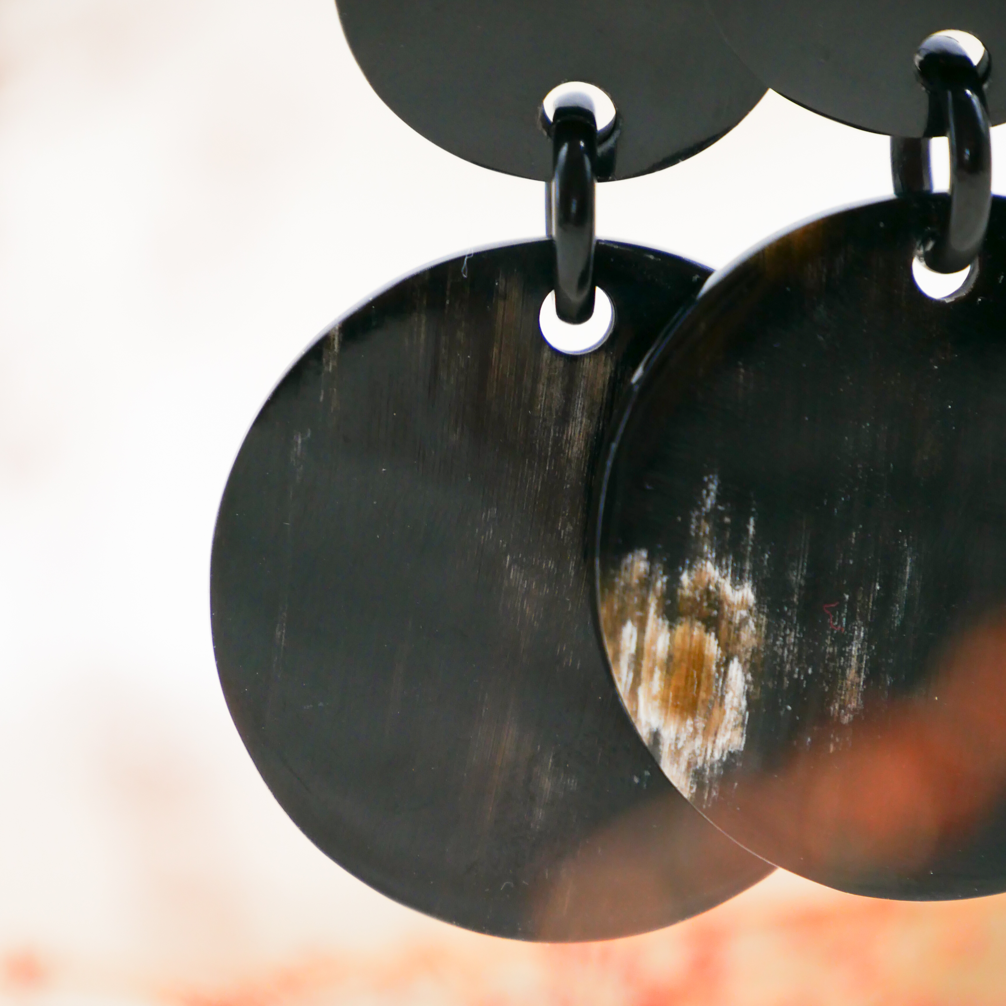  "Craft Art", Ohrring "zwei Scheiben" marble Horn