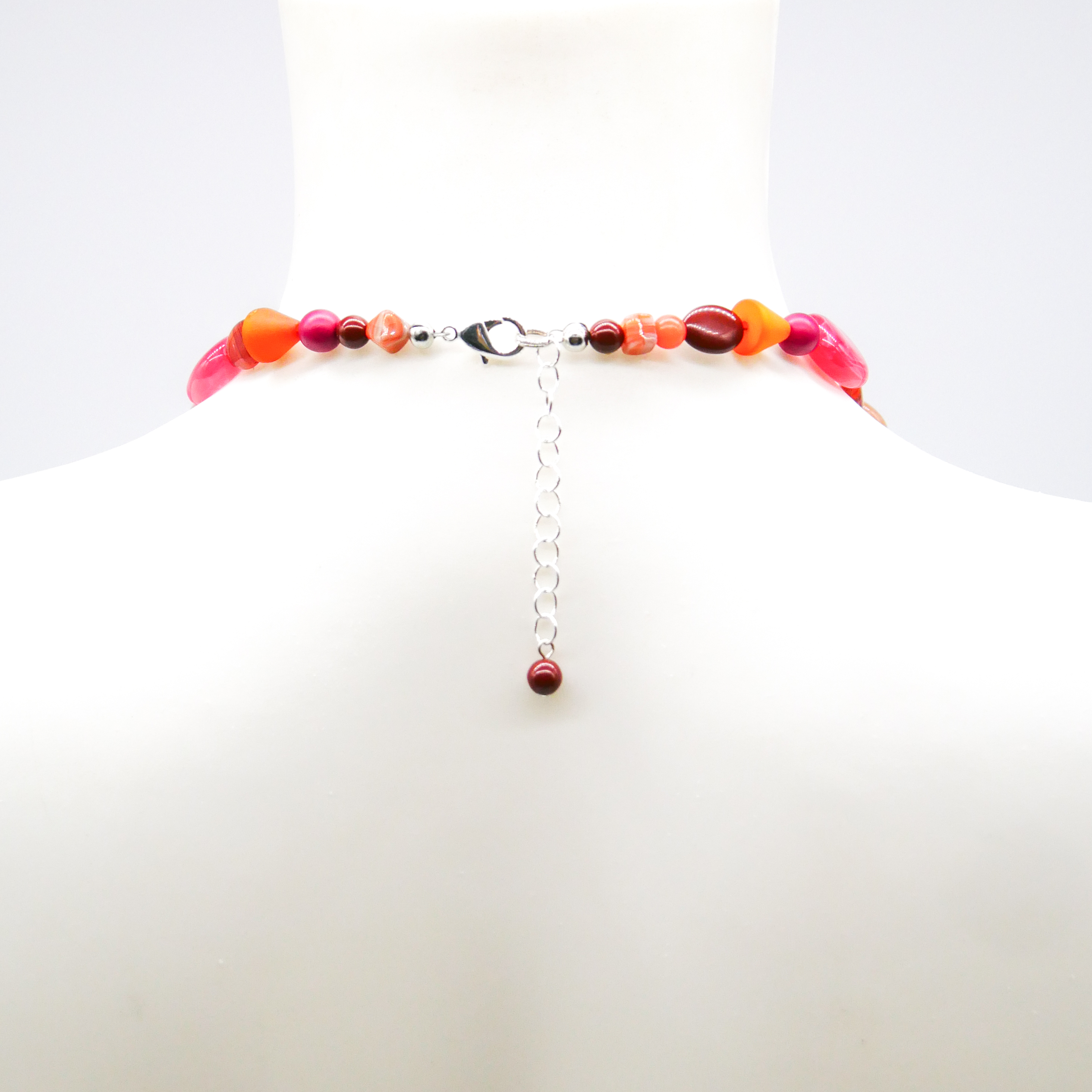 "Summer Feeling",  Chain with different shapes, Glas- and Resin Pearls, pink-orange