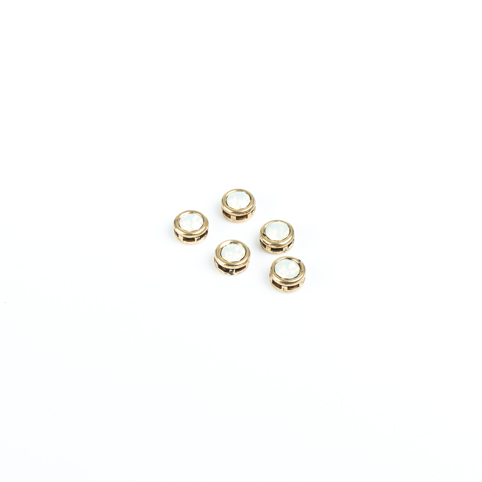 "Medaillon" Metall beads gold colored with crystal, white opal - set of 10 pieces