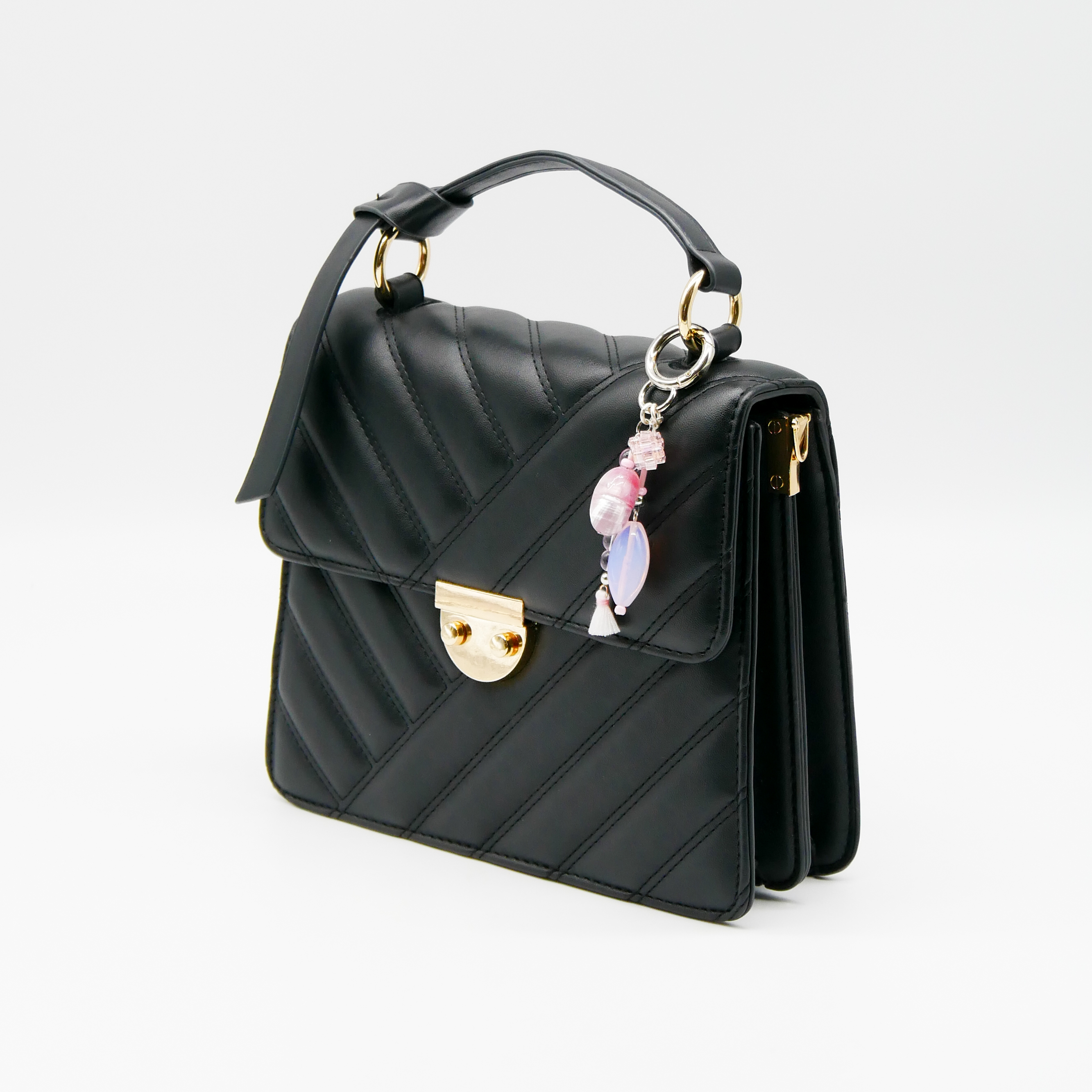 "Lucky Pendant" Anhänger, 3 Stränge Glas- und Muschelperlen, rose 