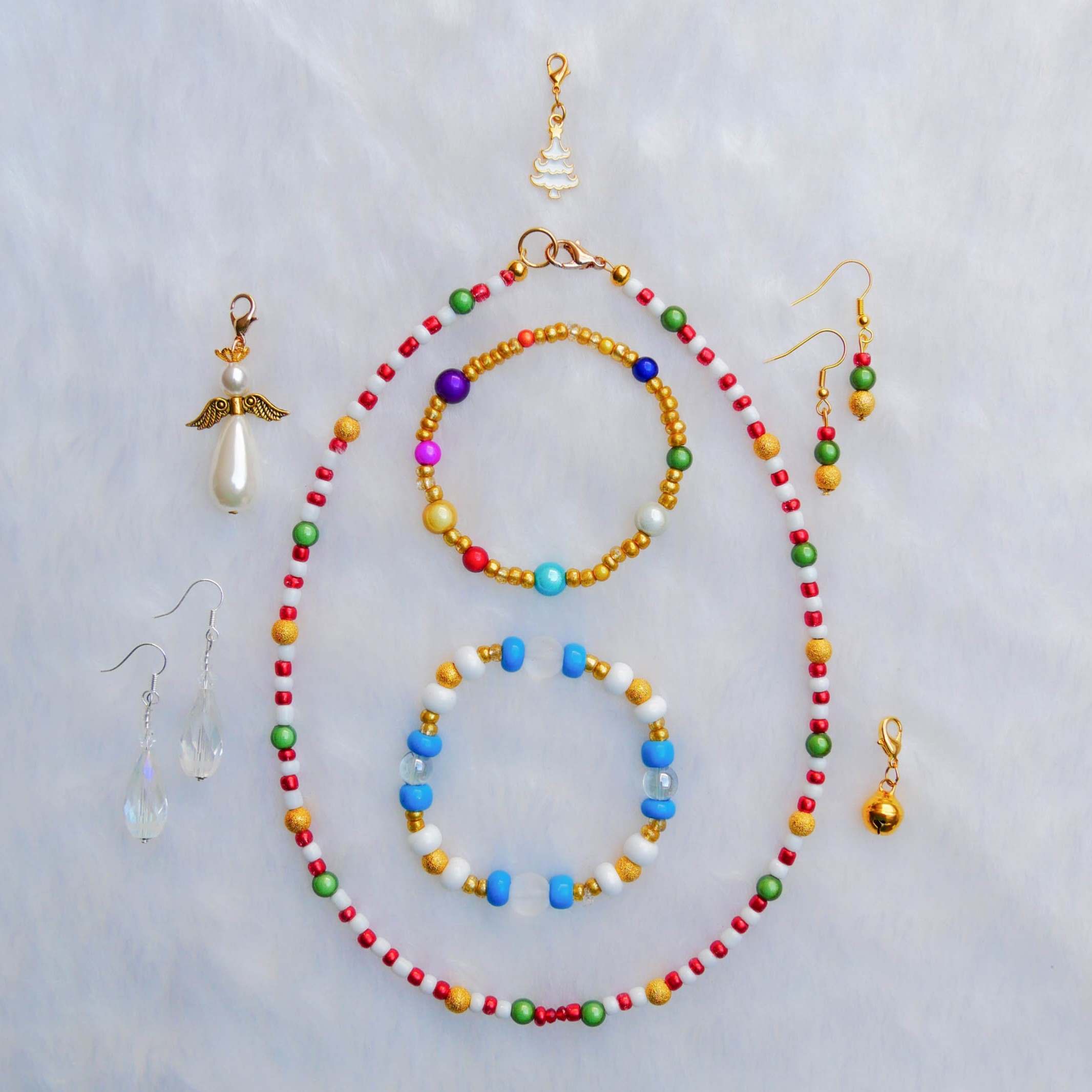 DIY Schmuckbox, Christmas, 2x Charm, 1x Kette, 2x Armband, 2x Ohrring DIY Schmuckbox, Christmas, 2x Charm, 1x Kette, 2x Armband, 2x Ohrring