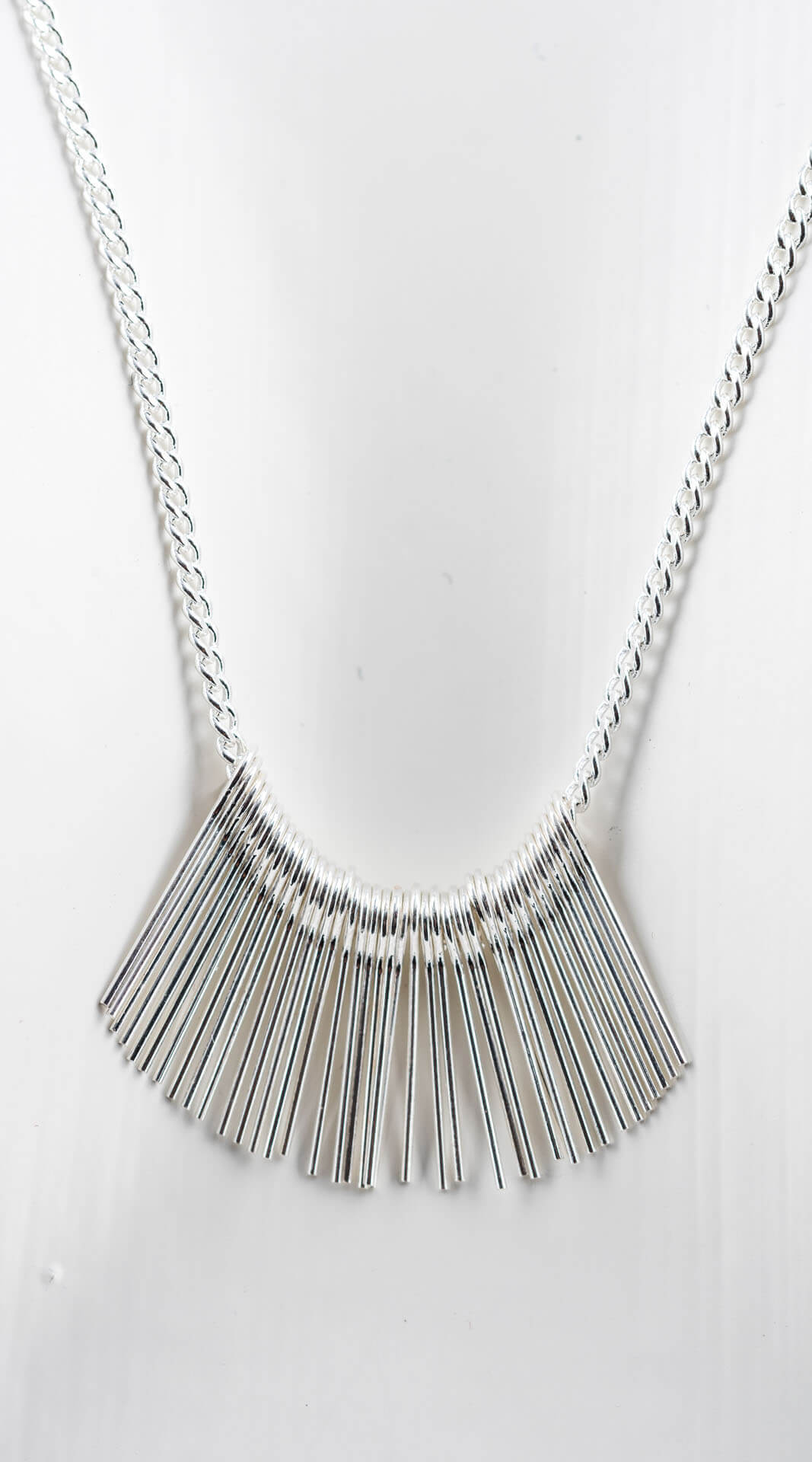 "Fine Filigré" dainty long necklace, Needle, silver plated