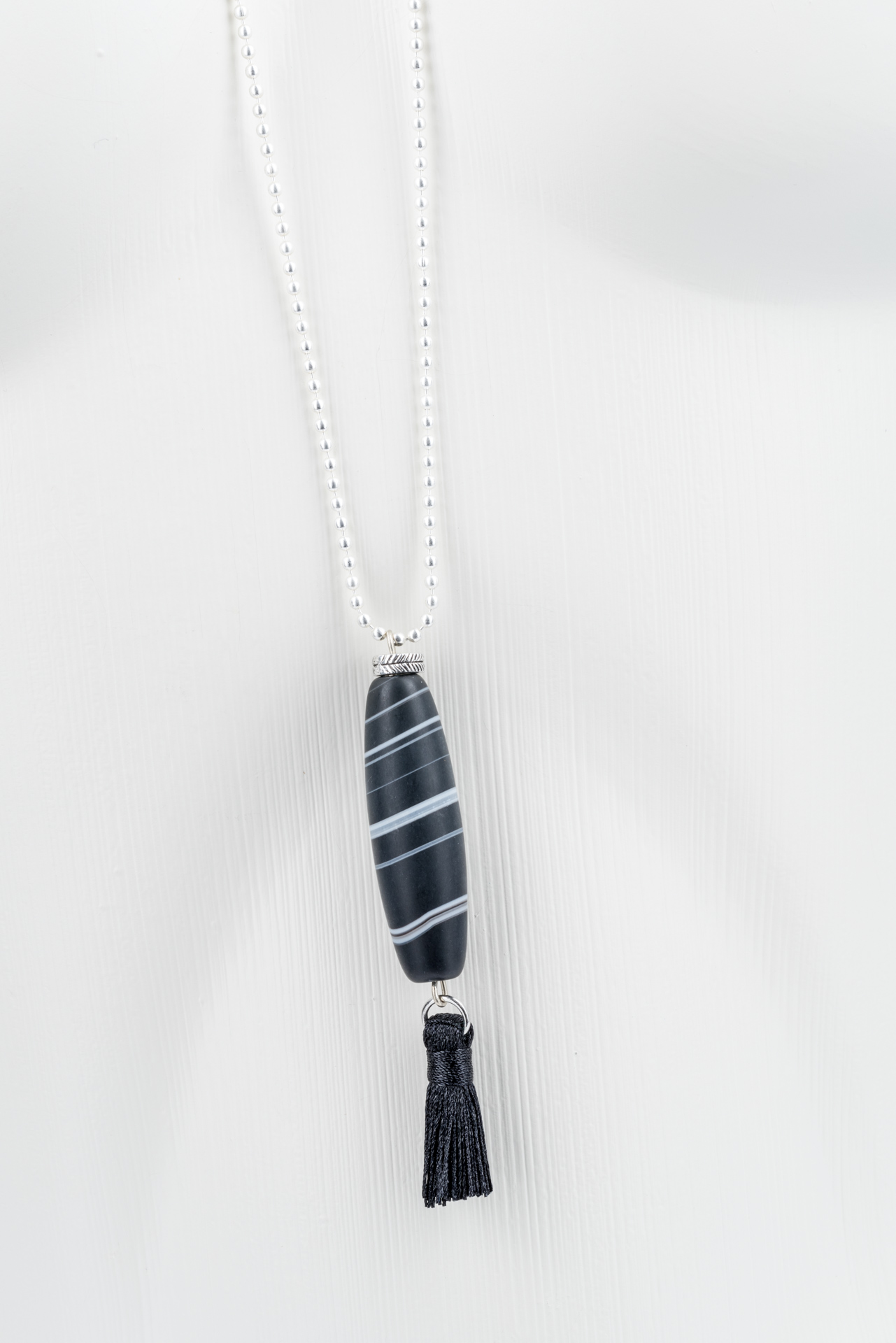 "Buddha" lange Kugelkette mit schwarzer Onyxolive