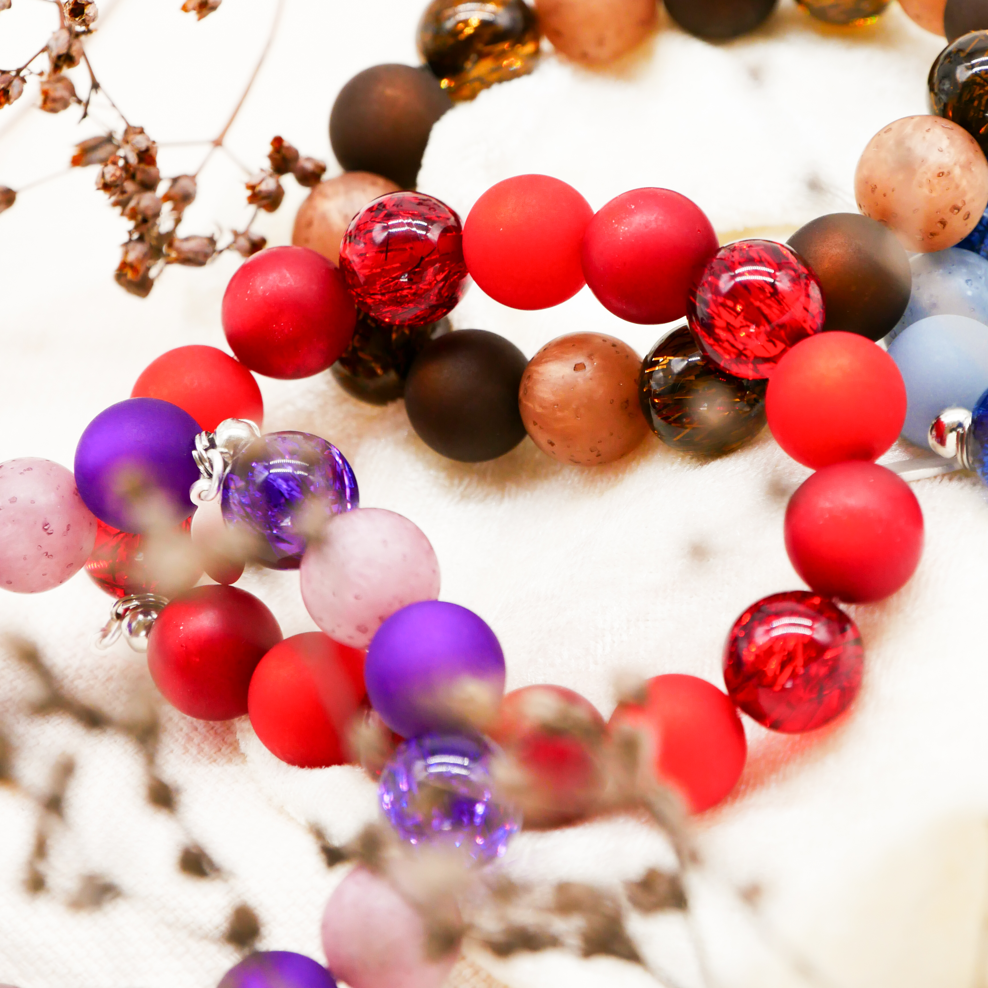 "Color Explosion" Armband auf Gummi Polarisperlen - perlenzian "Color Explosion" Armband auf Gummi Polarisperlen - perlenzian
