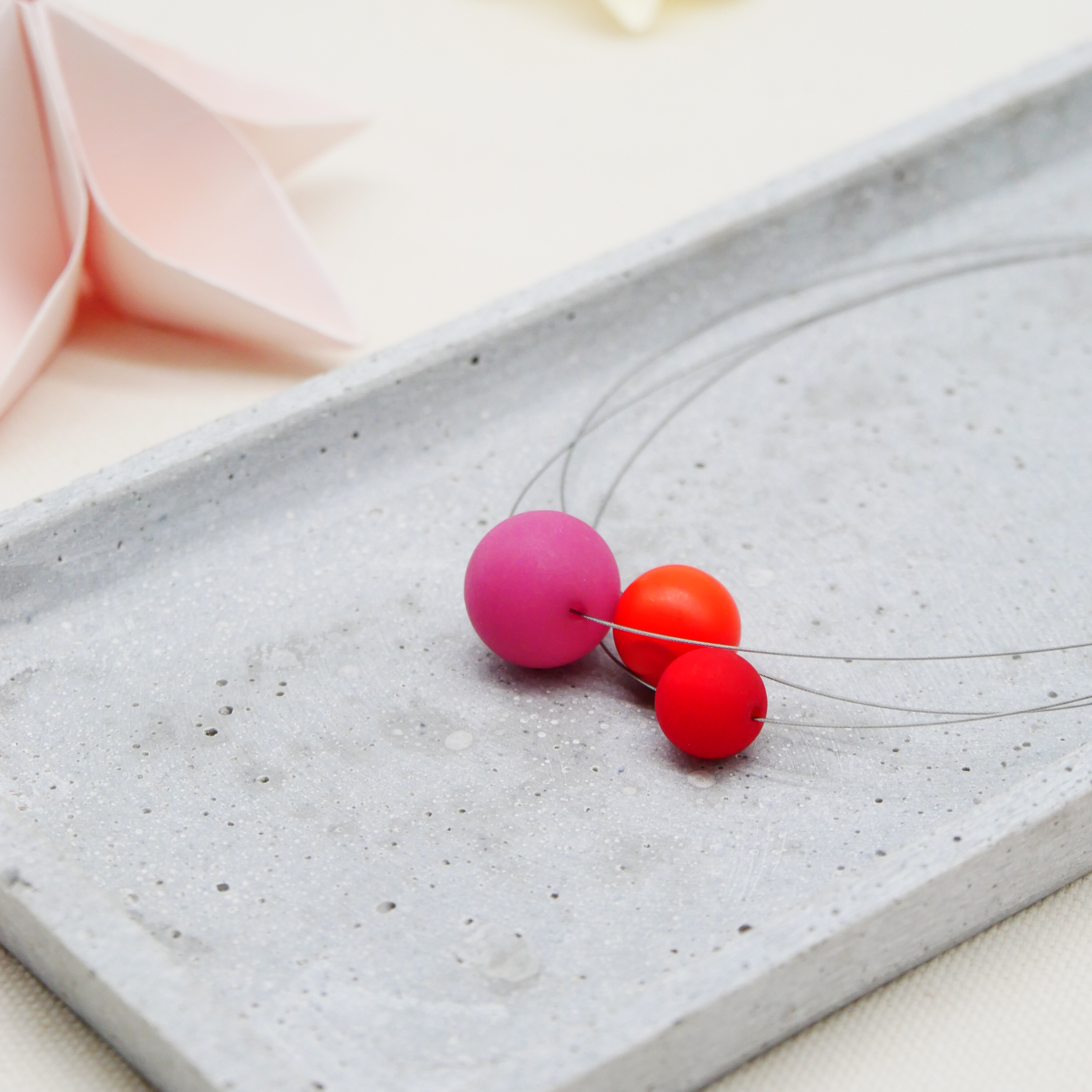  Color Explosion, kurze 3-Strang Kette "Planet" - Mars rot-pink