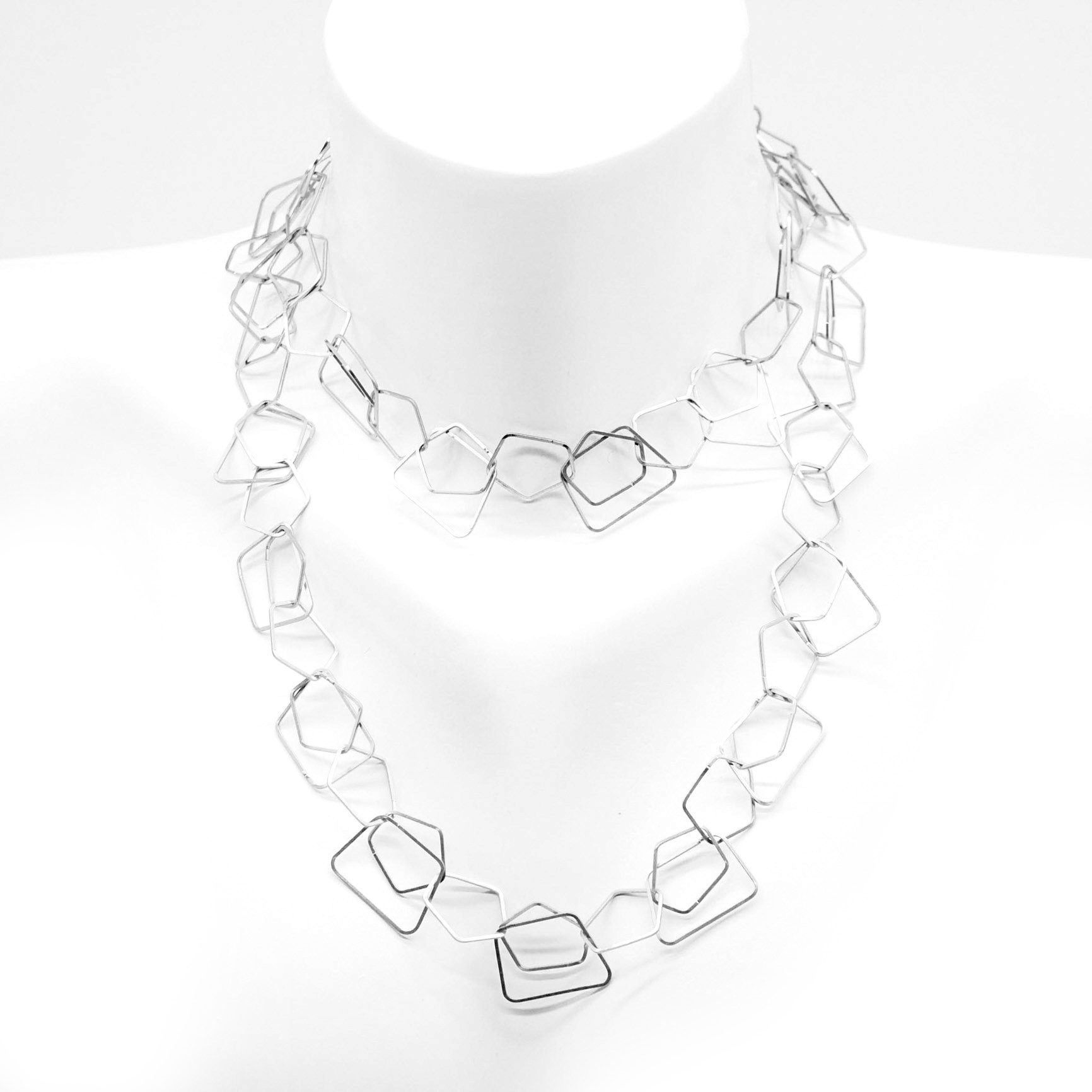 "Charmkette" Gliederkette, kleines Fünfeck, sehr lang, versilbert ca. 100 cm