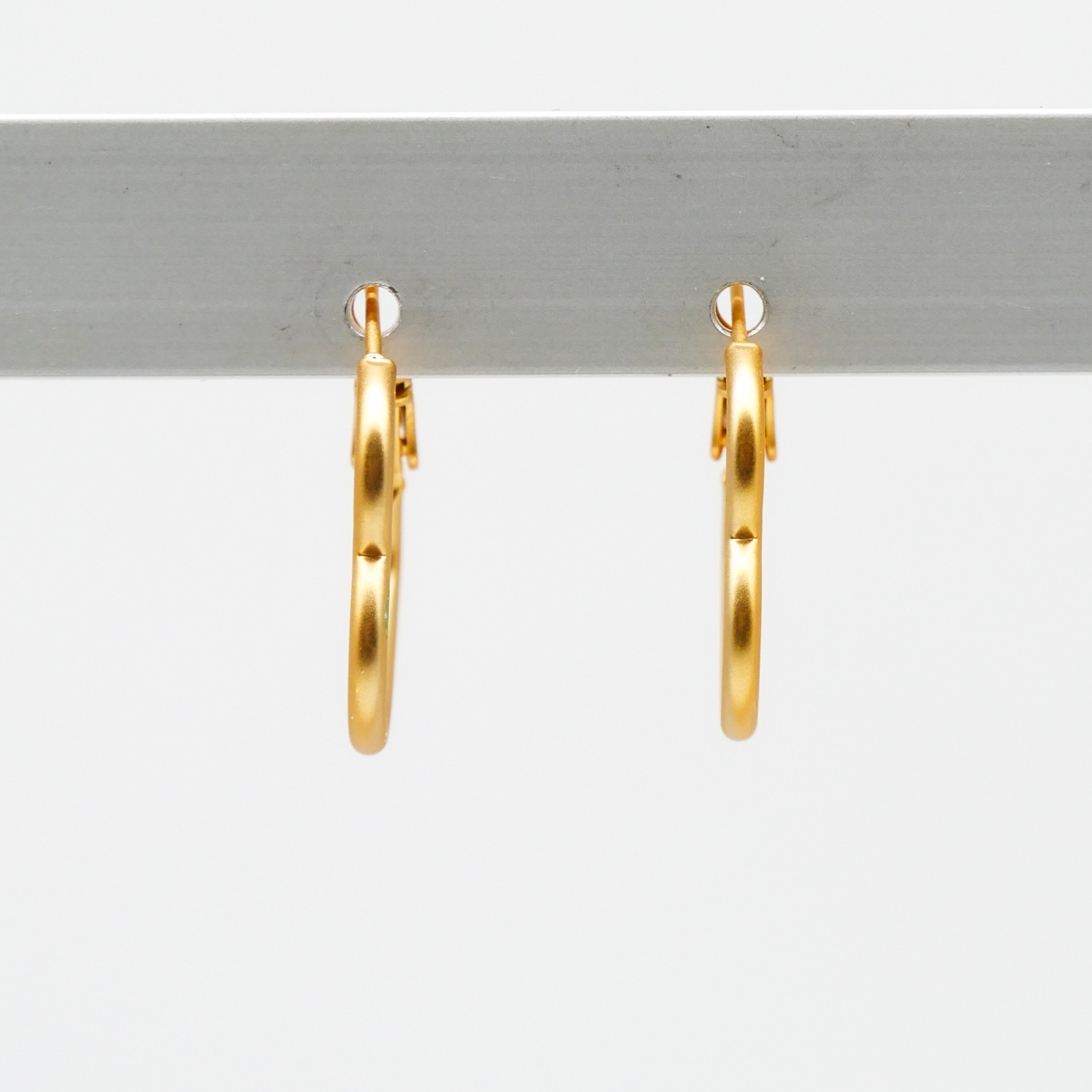 "Circle" Creole Herz vergoldet 28 x 22 mm