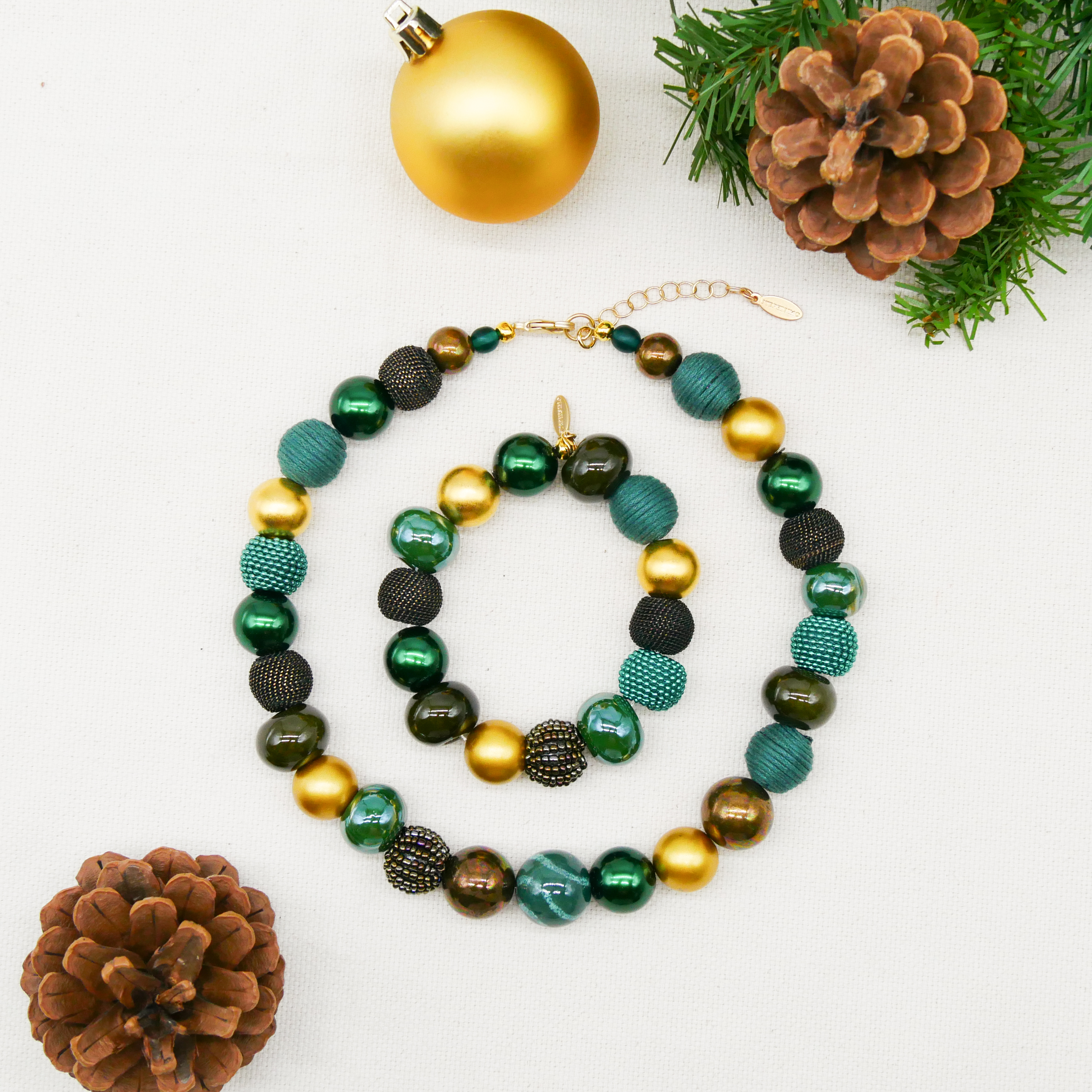  "Bollywood" Armband auf Gummi, burnt olive