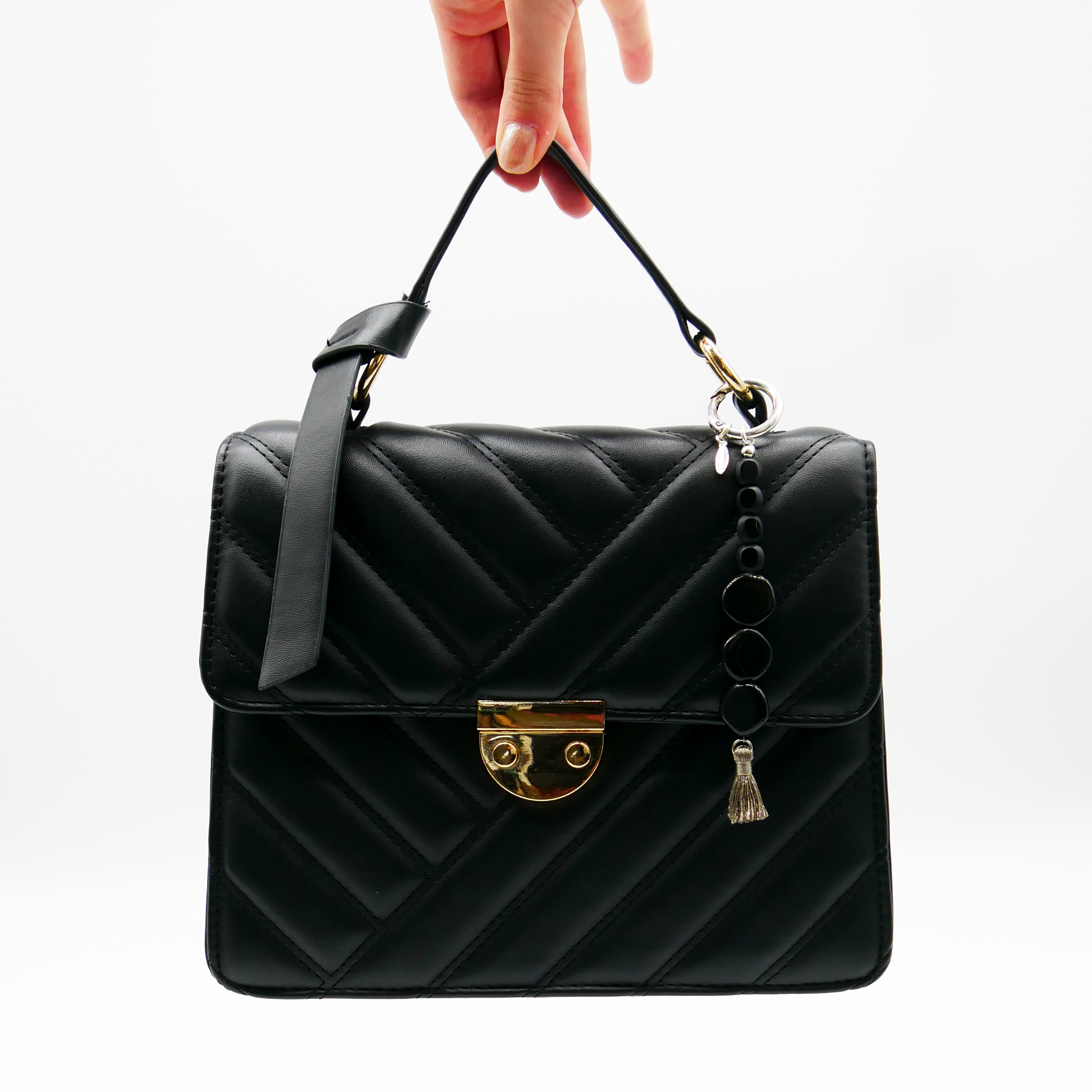 "Lucky Pendant" Anhänger, 1 Stang Glasperlen schwarz mit Quaste