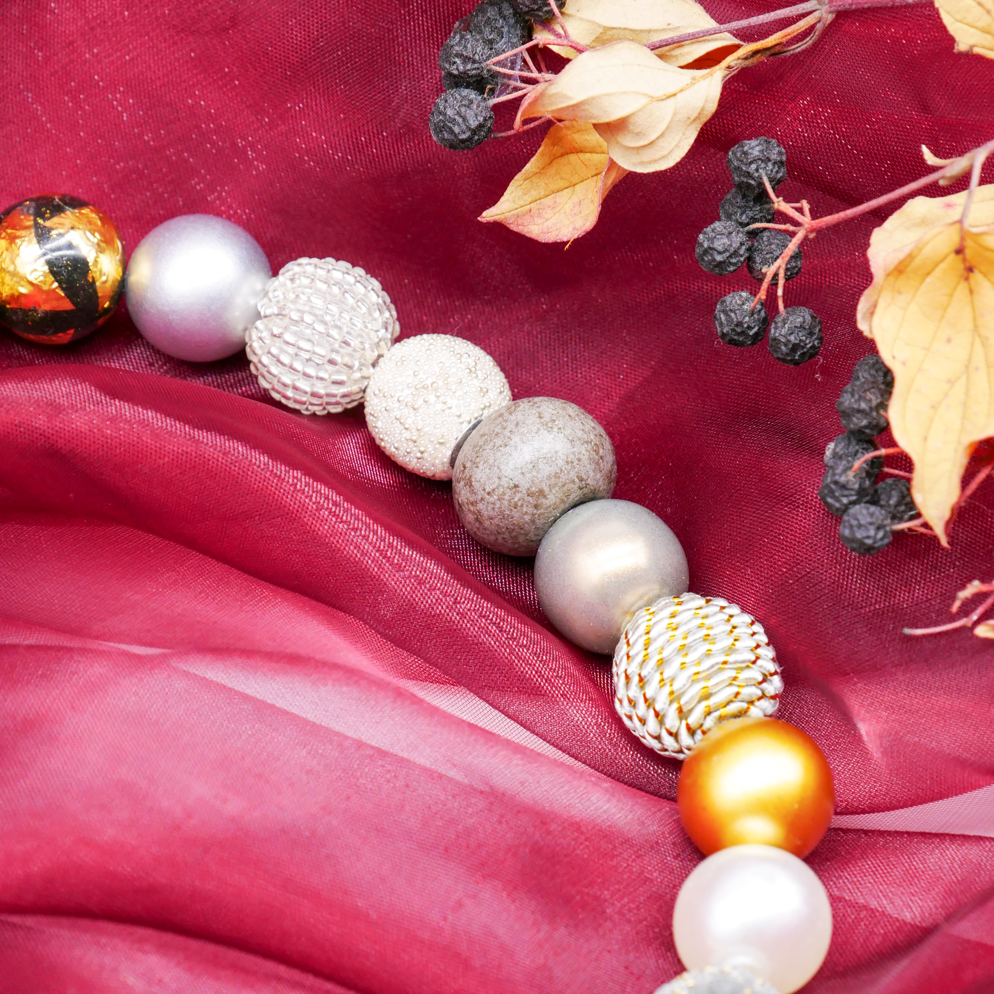 "Bollywood" Kette, Granit