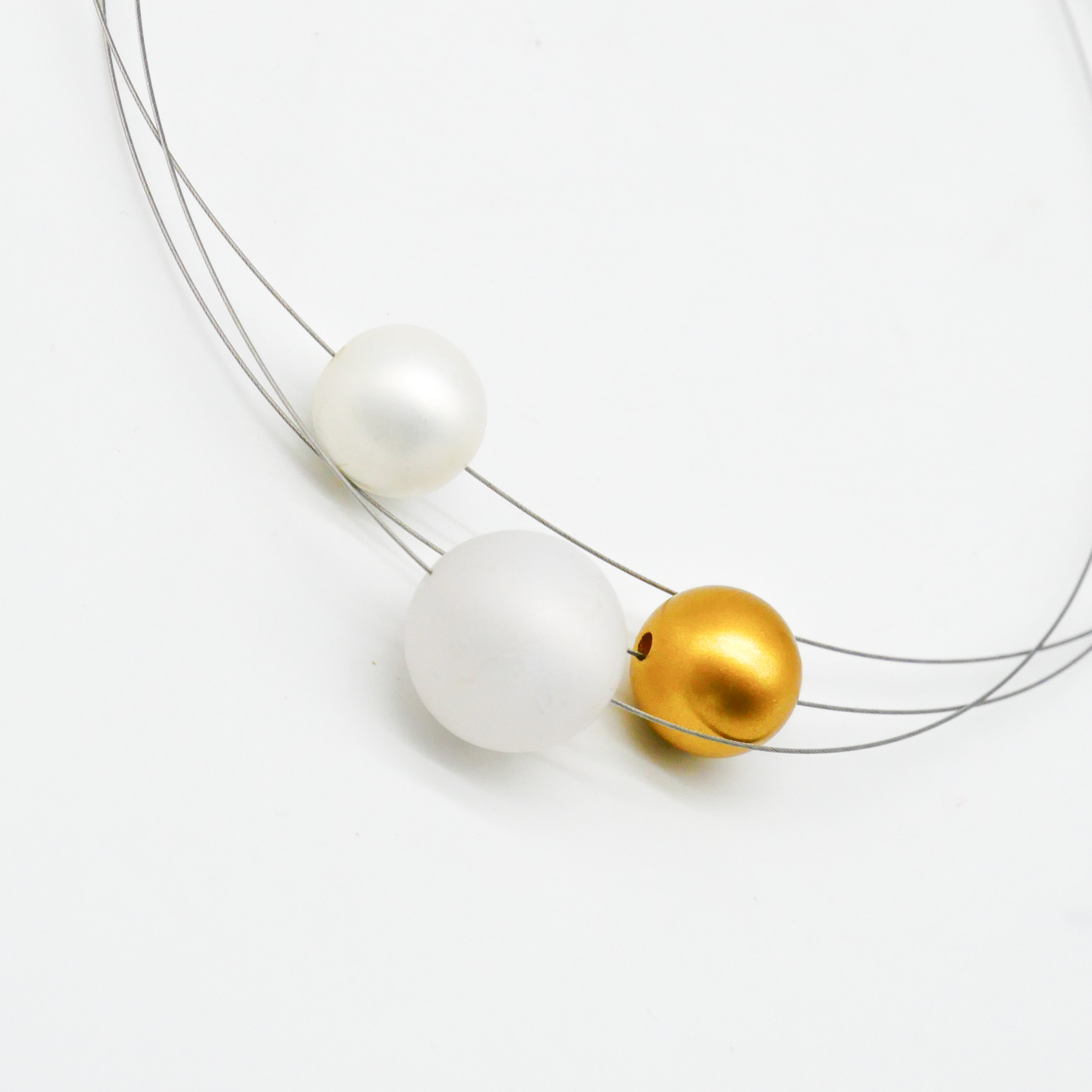  Color Explosion, kurze 3-Strang Kette "Planet" - Venus weiß-gold