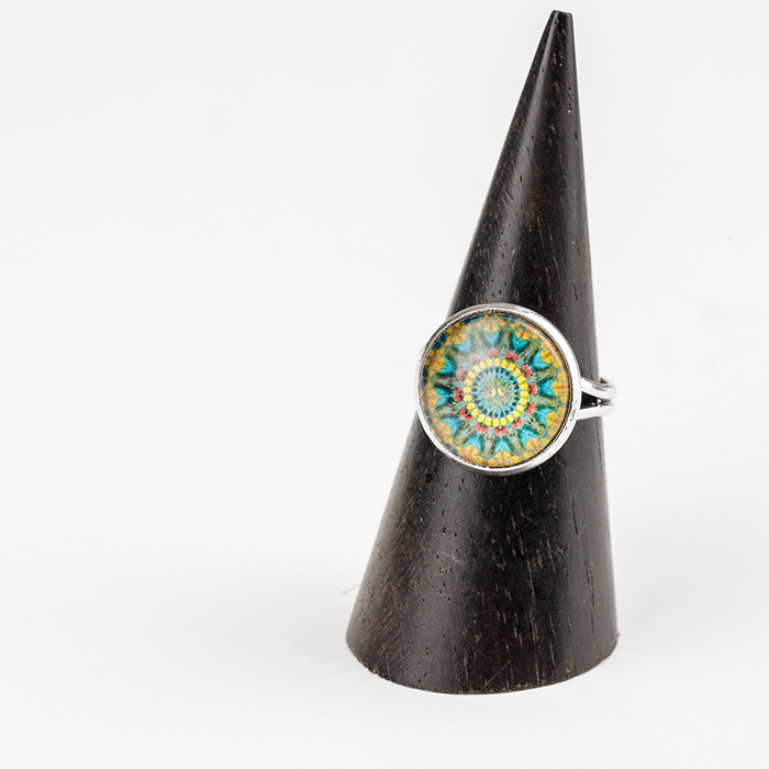 Ring "Mandala" mit Glasmuggel, gelb-blau