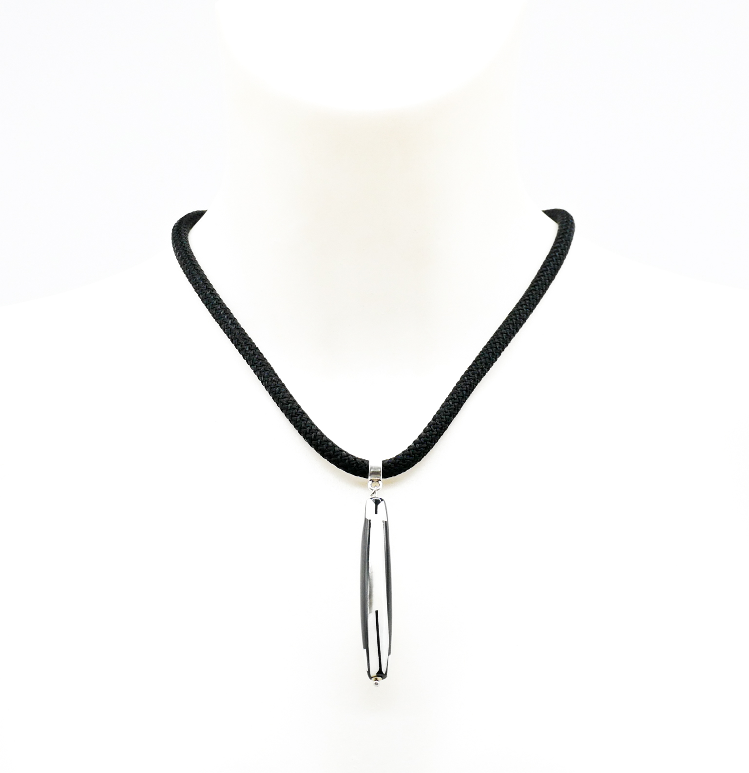 "Classic Ethnic" Halskette Cordband schwarz, gestreifte Knochenperle, 60 x 10 mm
