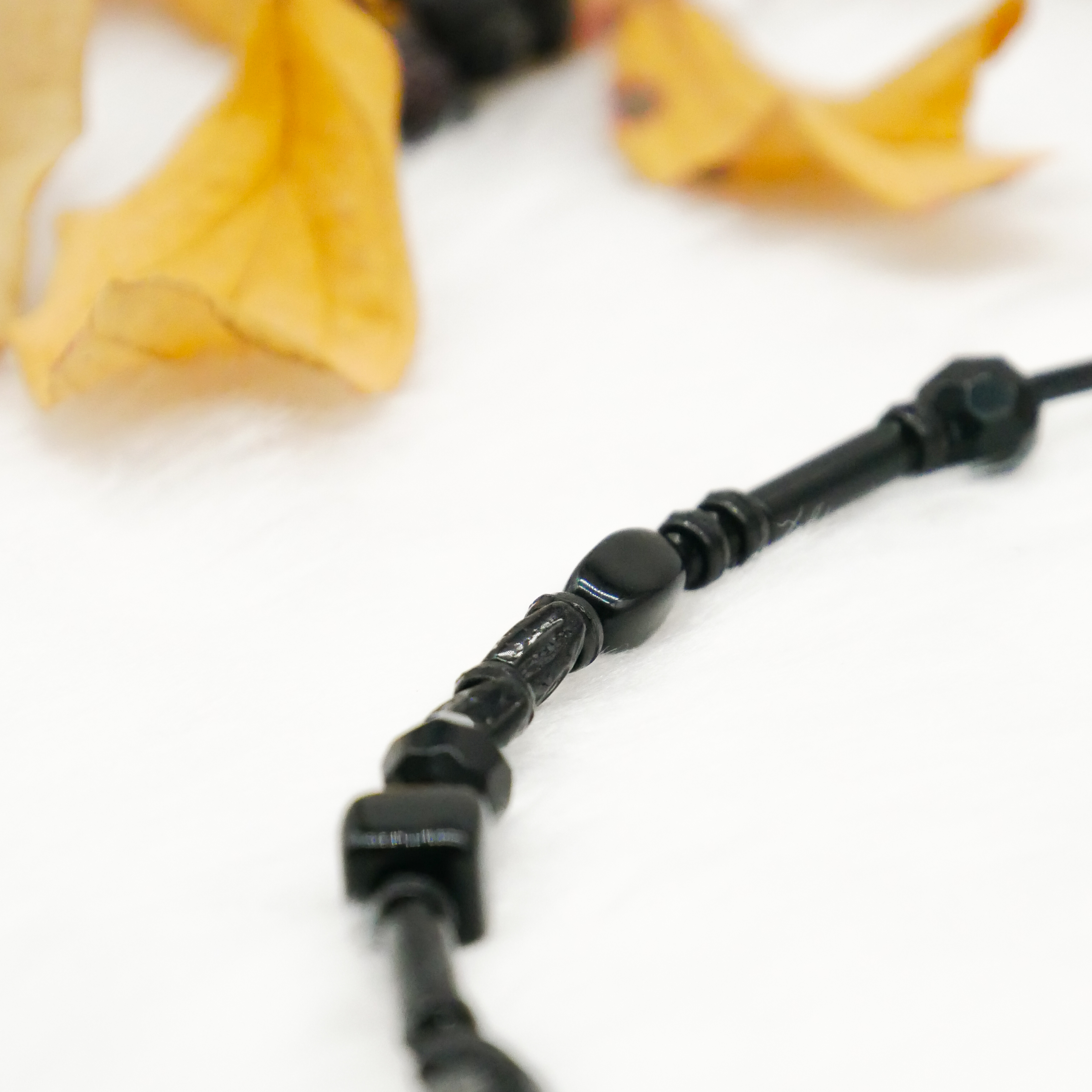  "Jet Schmuck" Kette ca. 48 cm schwarze Glasperlen, verschiedene Formen