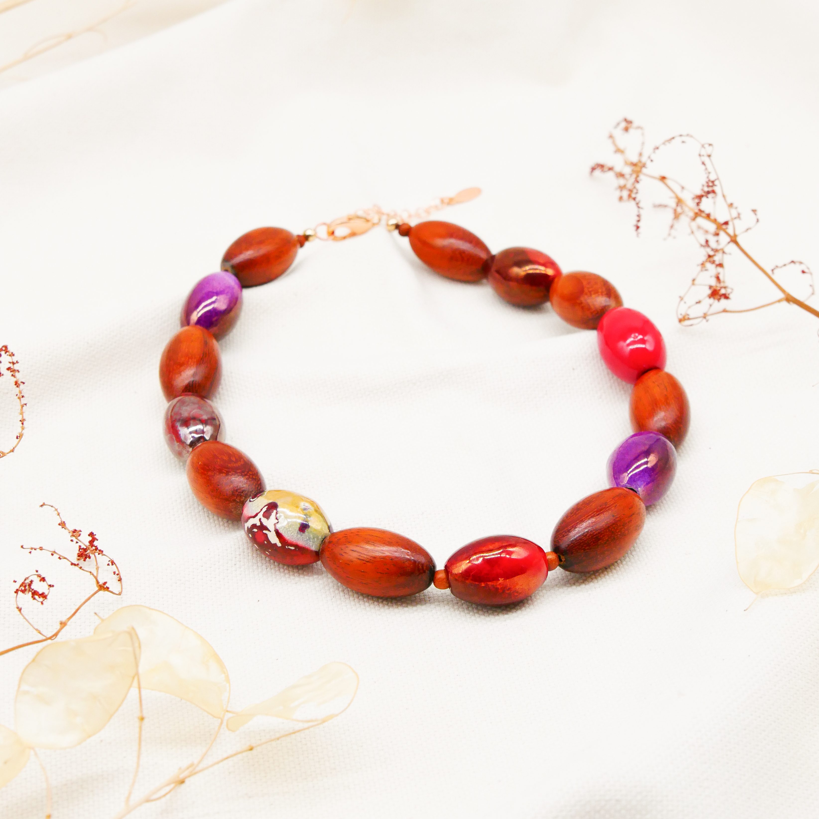 "Woodland", Kette "Olive", Bayong Holzolive und Keramik Oliven, rote Töne "Woodland", Kette "Olive", Bayong Holzolive und Keramik Oliven, rote Töne