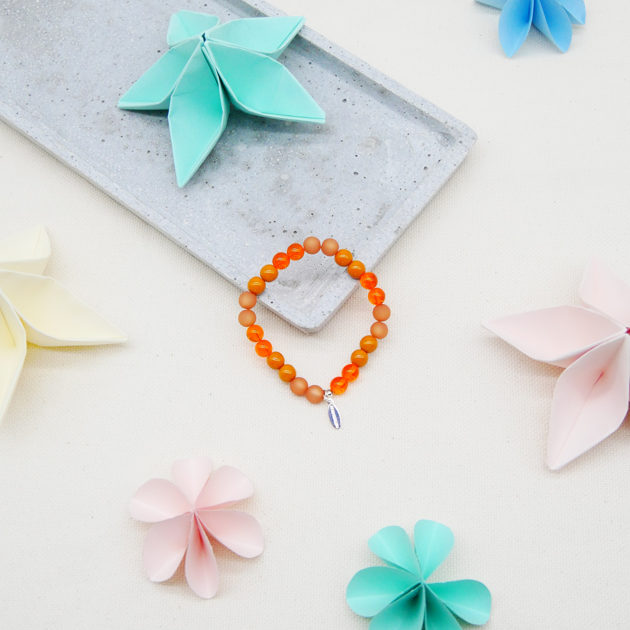  Color Explosion, Armband auf Gummi Ø 8 mm, Glas- und Polaris Perlen, Jupiter orange