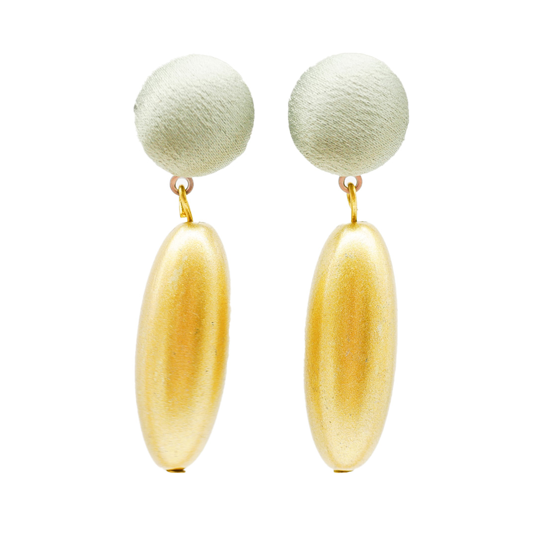  "Fine Bead Art" earrings fabric coated bead, light green, olive shaped bead gold