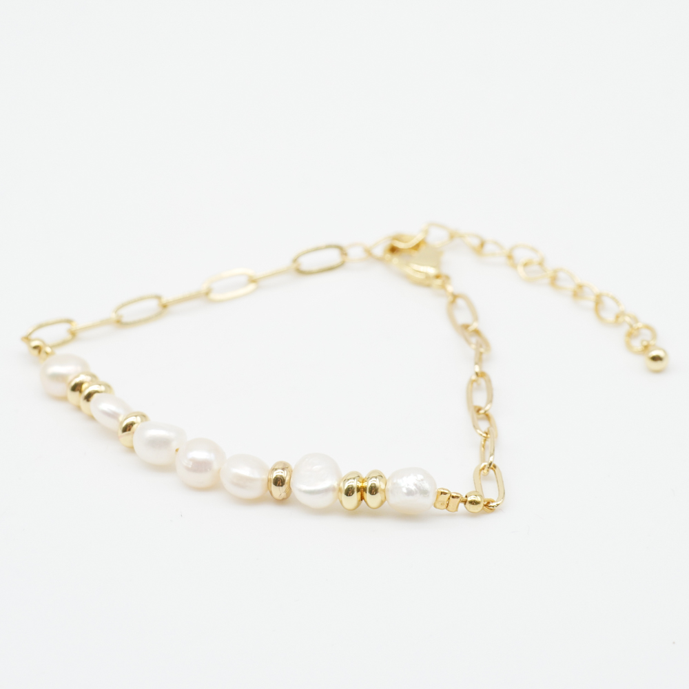 "Freshwater Pearls" Armband mit SWZ Perlen & goldfarbener Kette