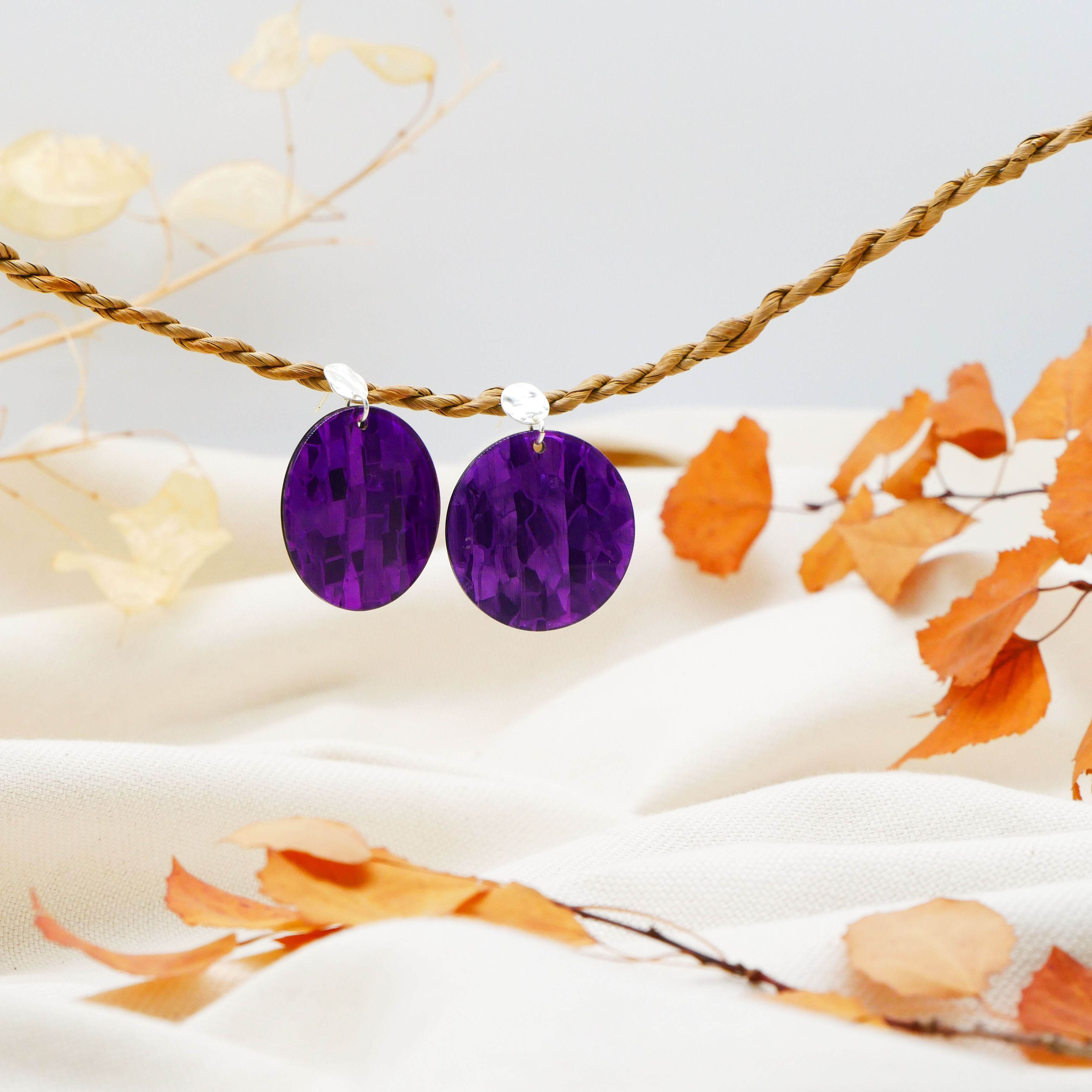 "Color Explosion", Ohrstecker Scheibe Ø 40 mm, Oberteil Ø 10 mm vergoldet, purple "Color Explosion", Ohrstecker Scheibe Ø 40 mm, Oberteil Ø 10 mm vergoldet, purple
