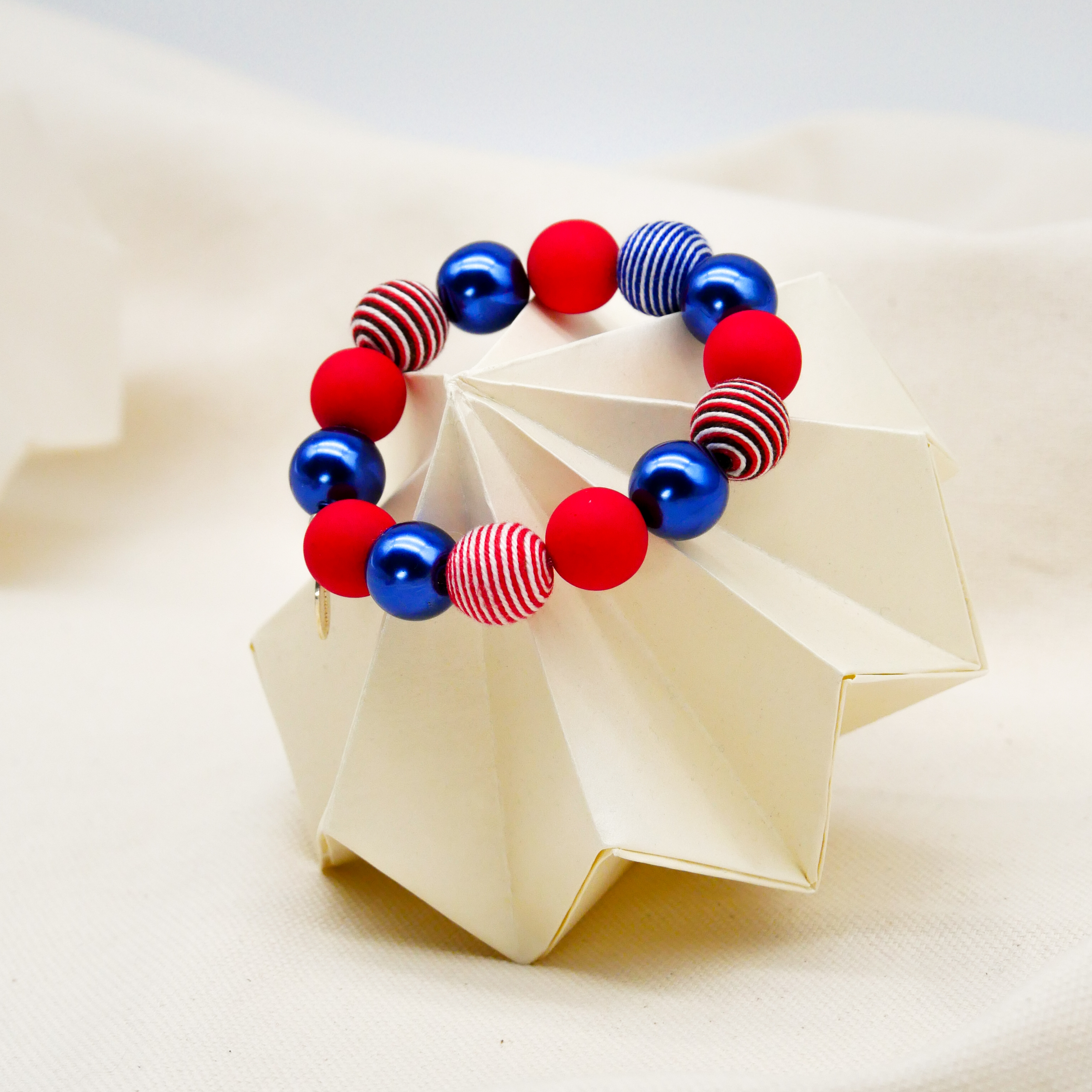 "Bollywood" Armband auf Gummi, marine