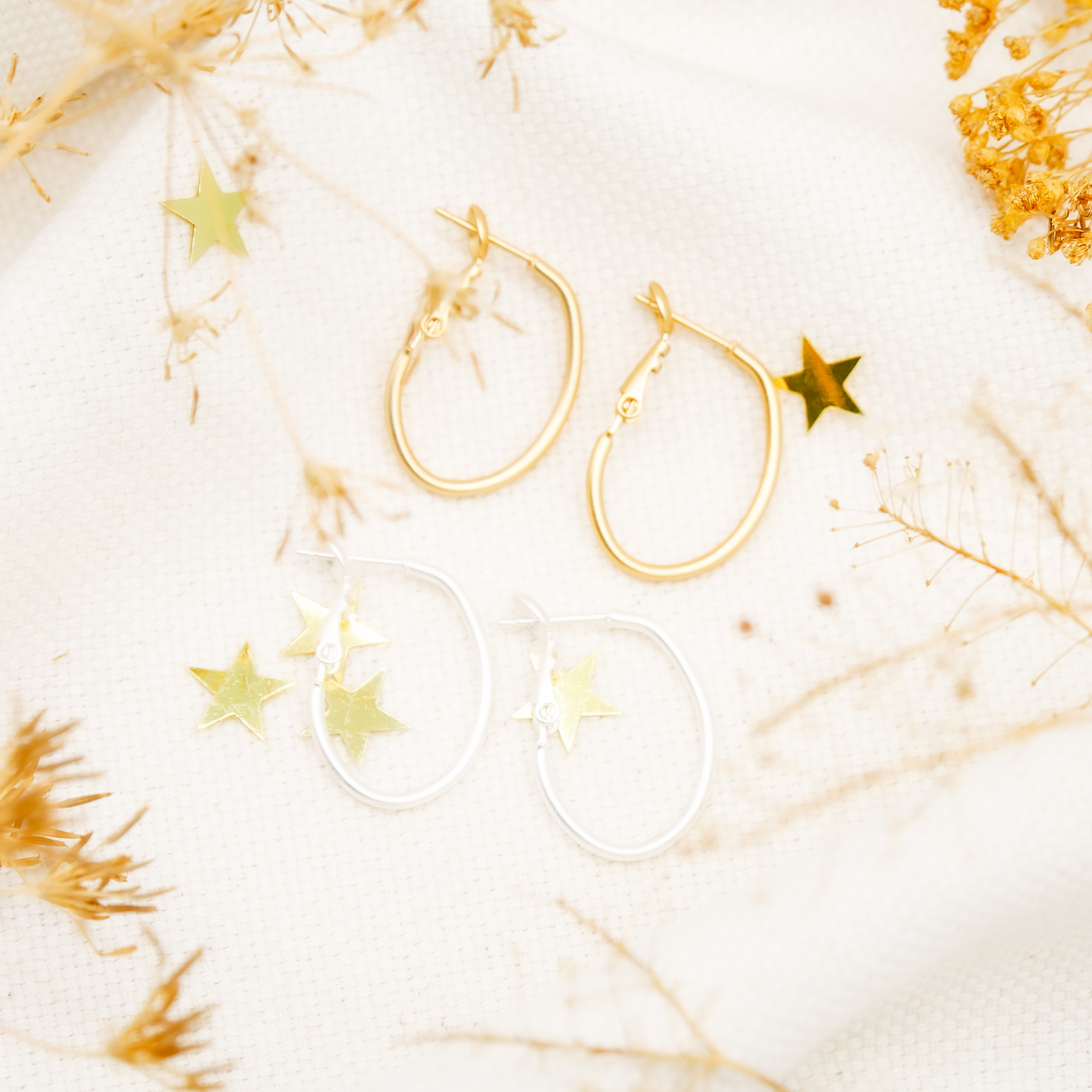 "Circle", filigrane ovale Creole vergoldet ca. 23 x 18 mm 