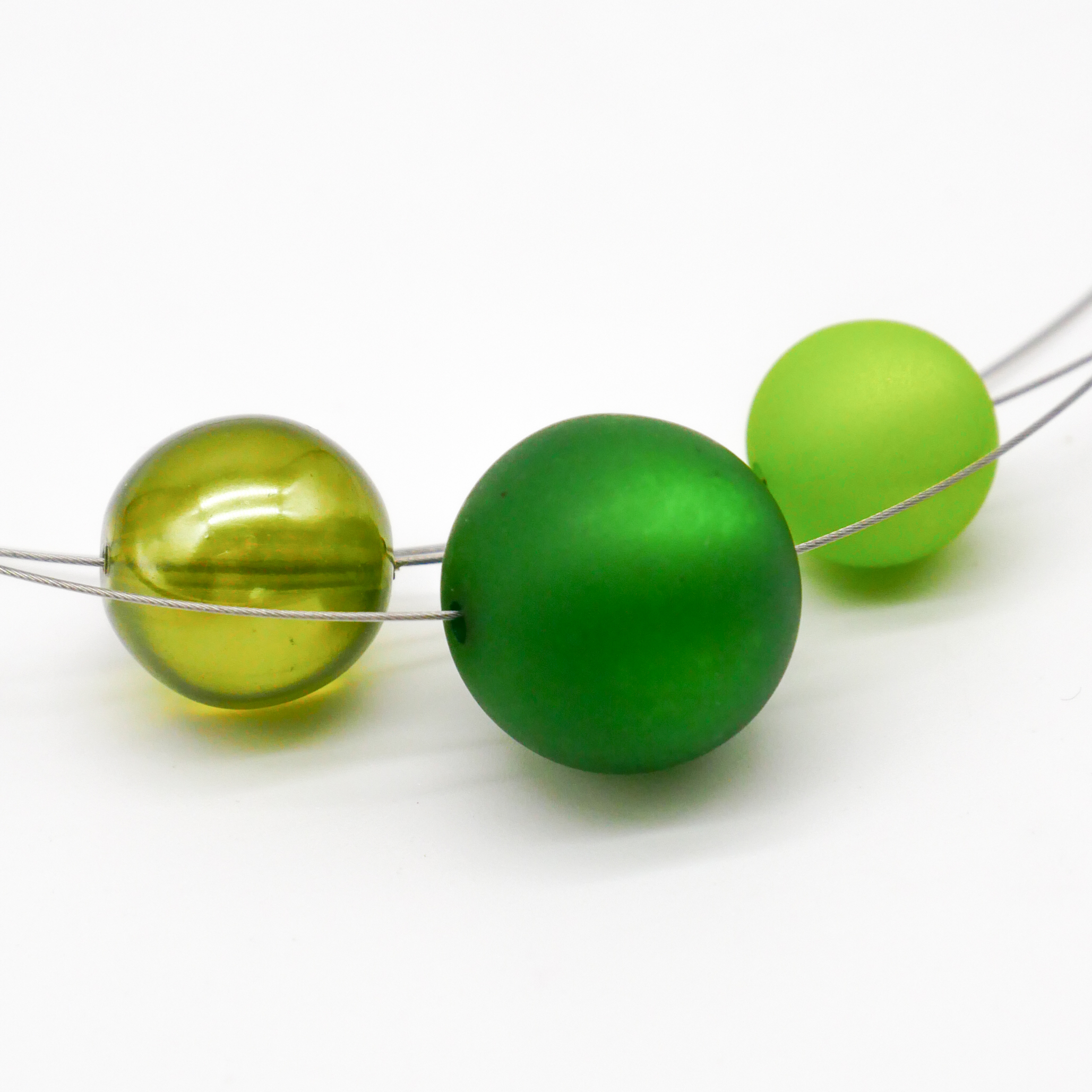  Color Explosion, kurze 3-Strang Kette "Planet" - Uranus grün