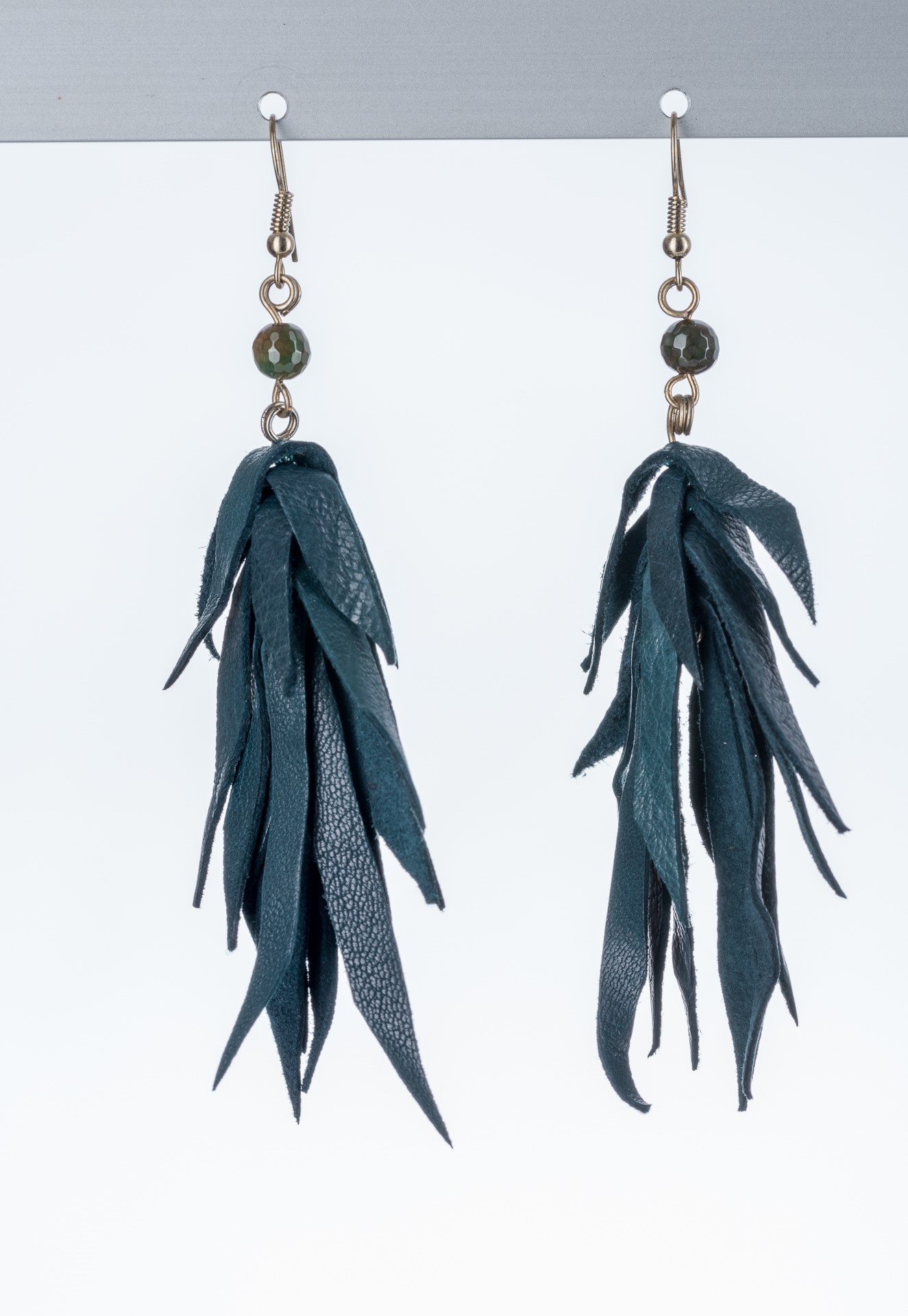 "Boho" earrings with tassel - green