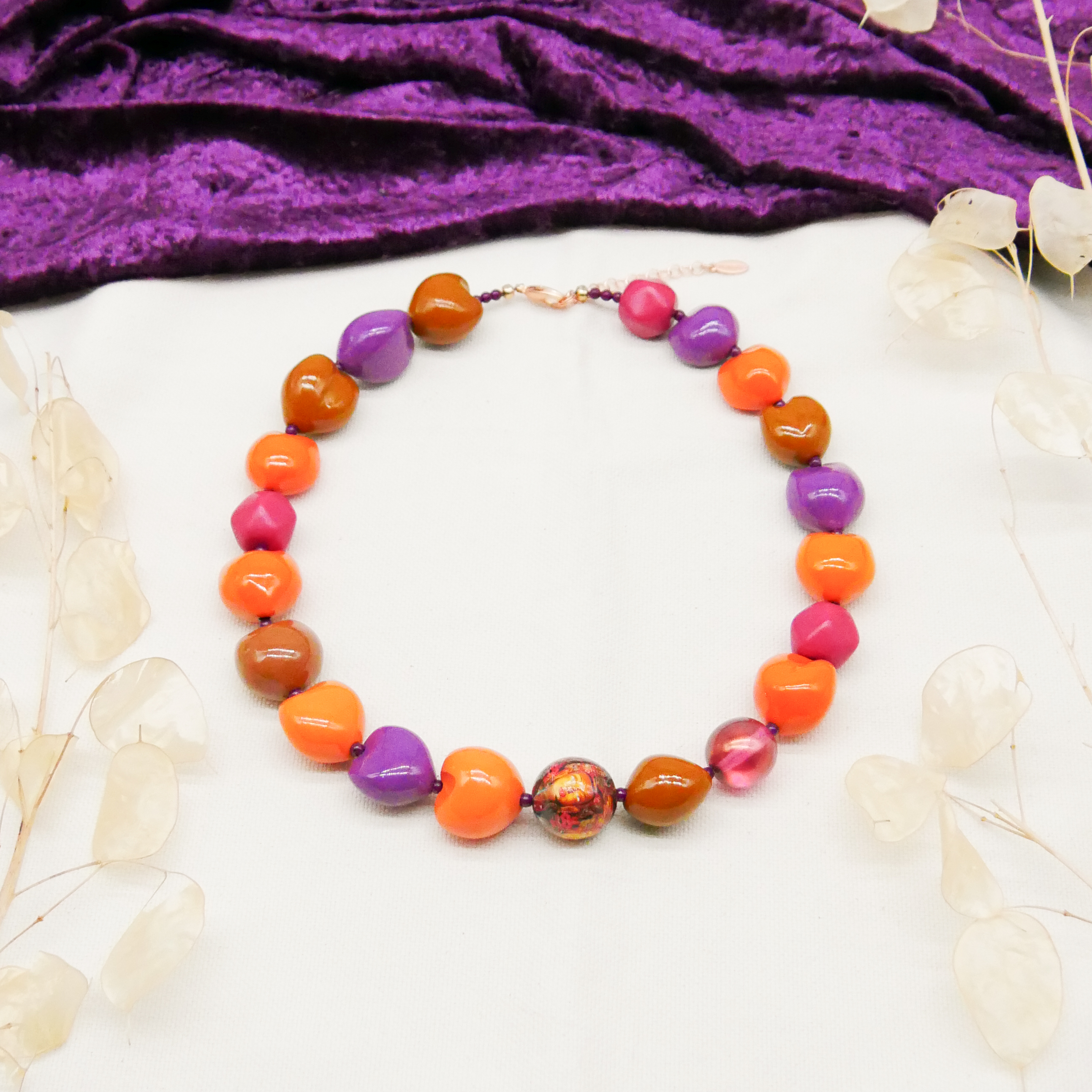 "Summer Feeling" Kette ca. 60 cm, Lumba Samen, Glasperlen, Resin Perle, blumenwiese
