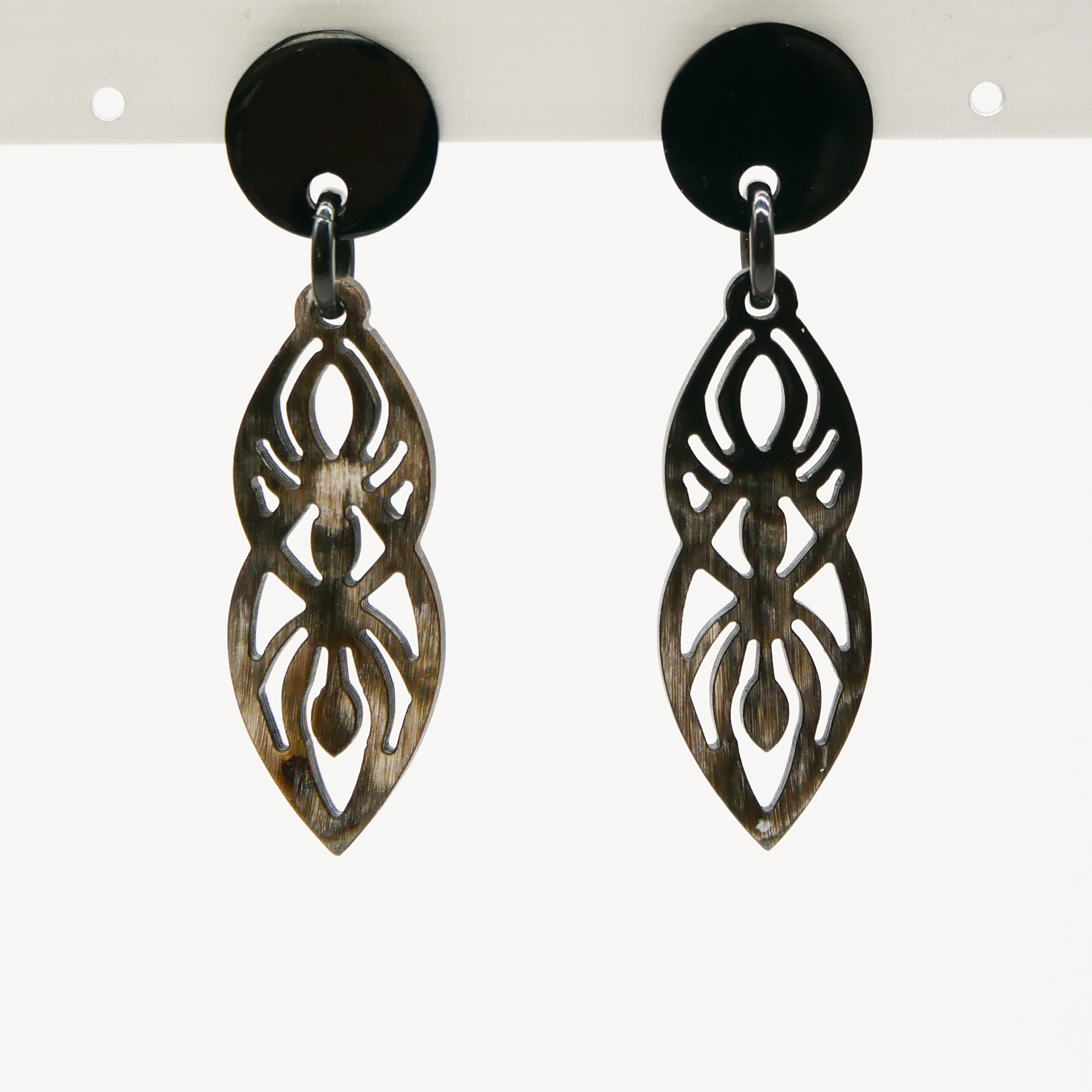 "Craft Art", Ohrring "Spider" marble Horn "Craft Art", Ohrring "Spider" marble Horn