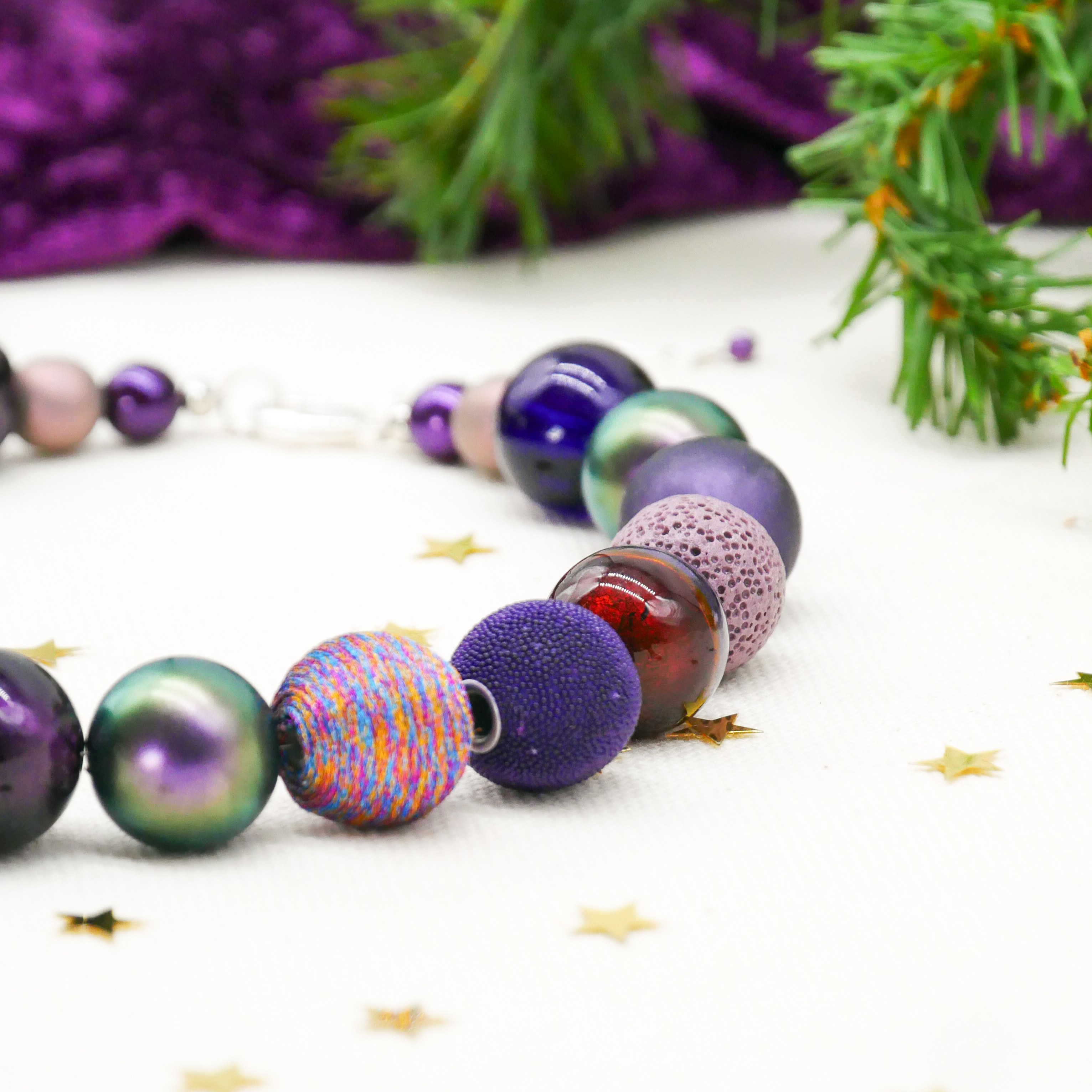 "Bollywood" Kette Ø ca. 20 mm, aubergine