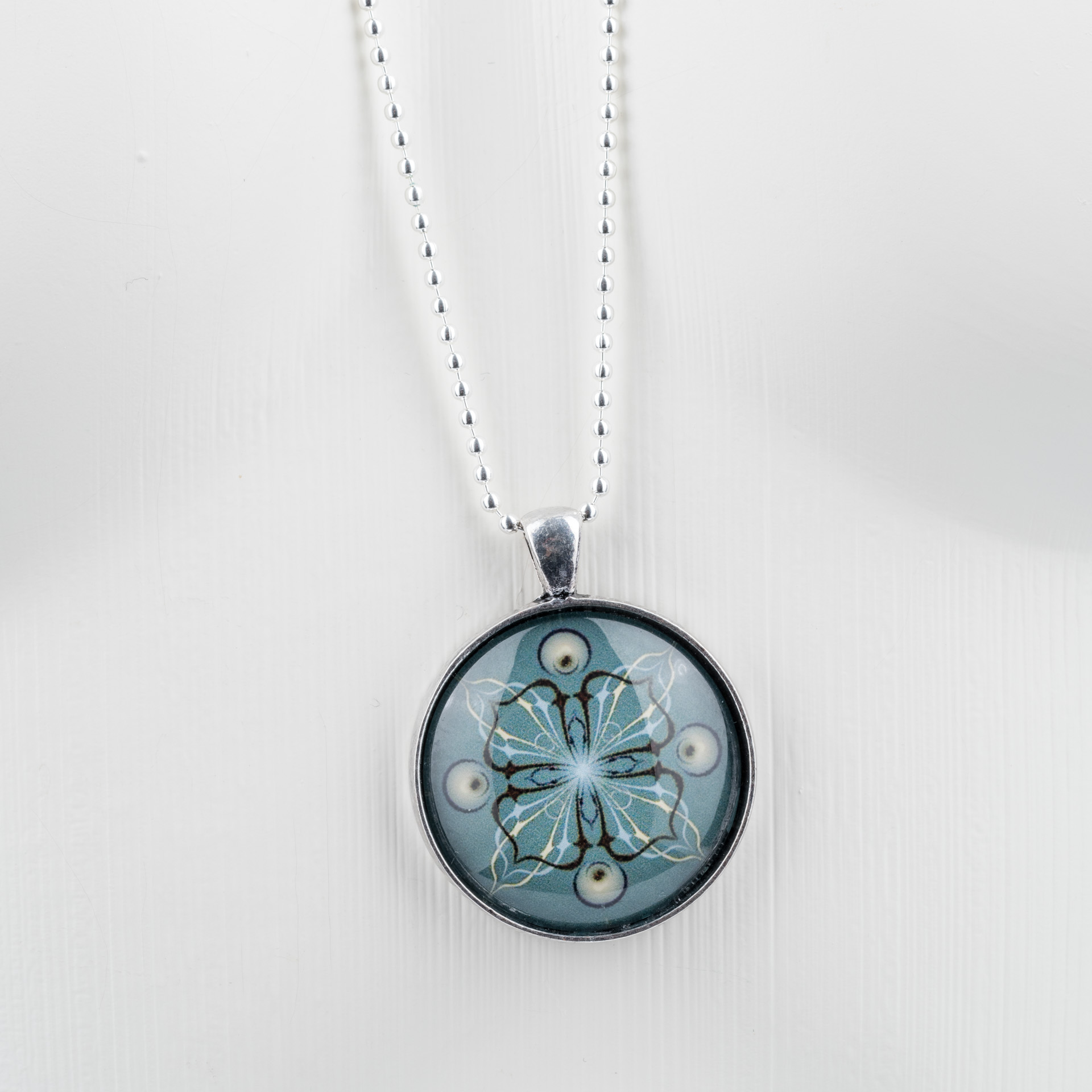 "Mandala" long necklace, dainty, with glass pendant, chandelier light