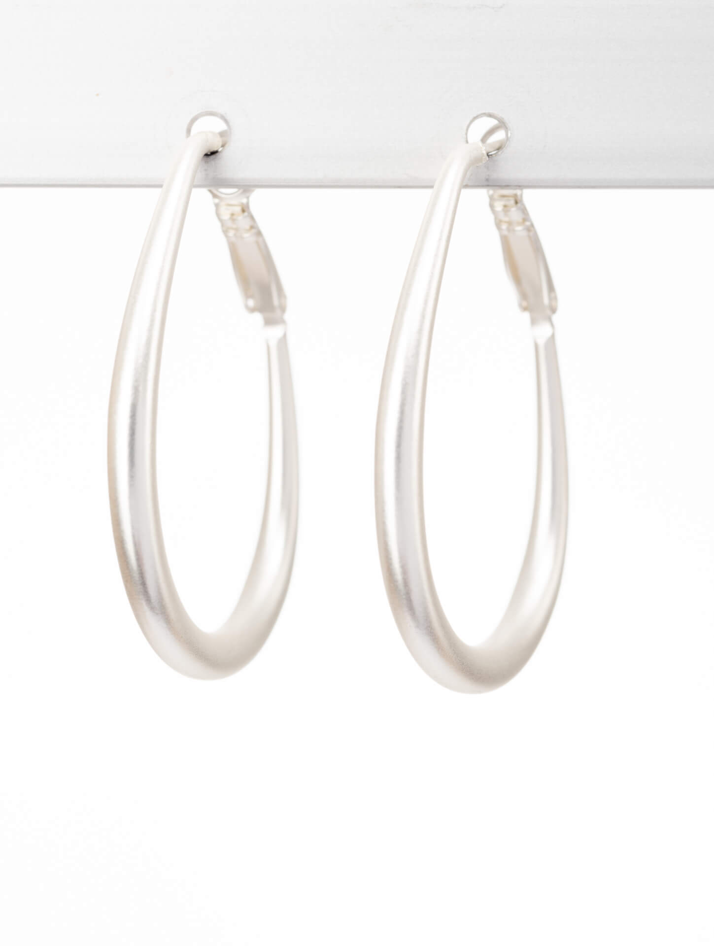 "Circle" earrings, oval creole massive, silver plated