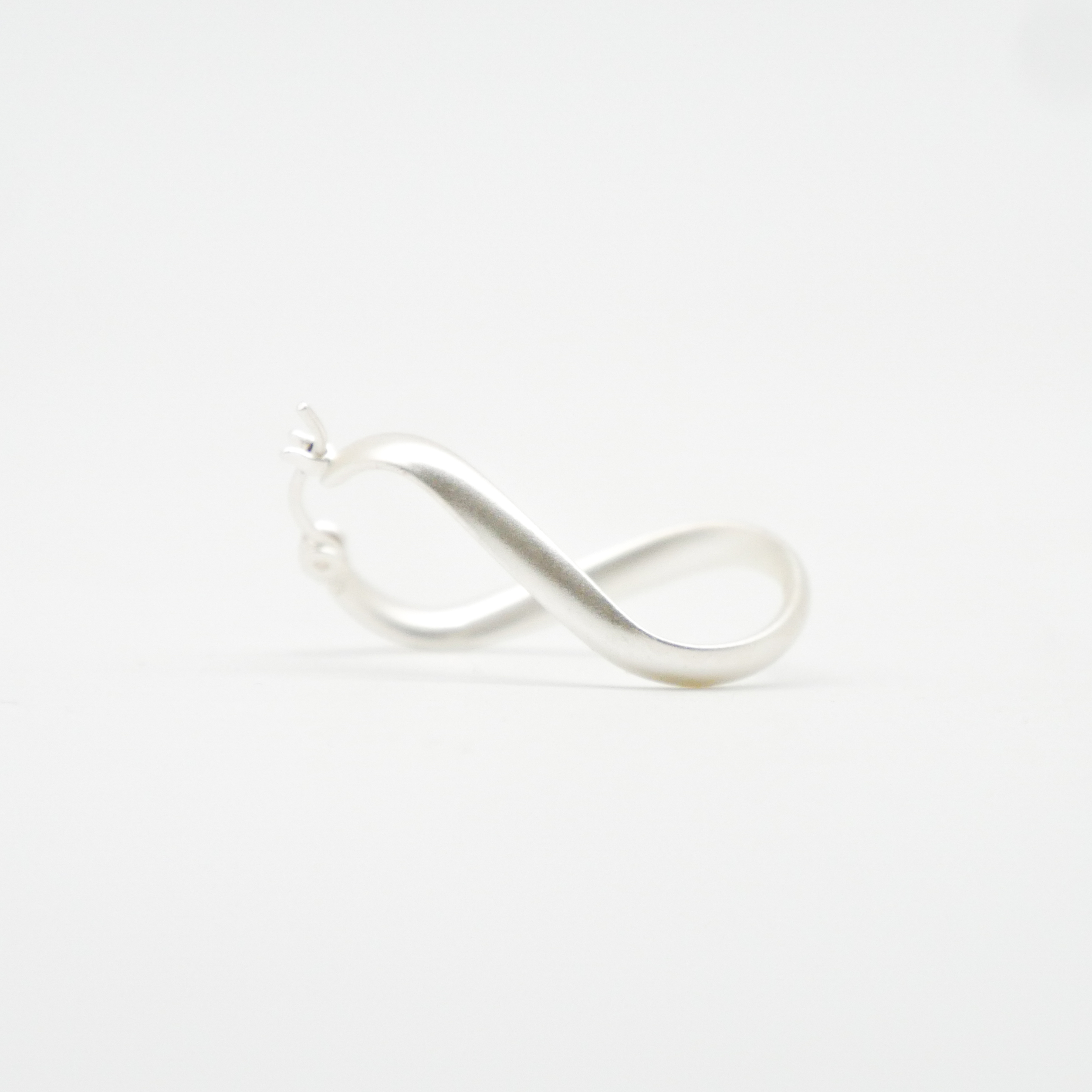 "Circle", creole earring "Wave" silver Ø approx. 28 x 20 mm