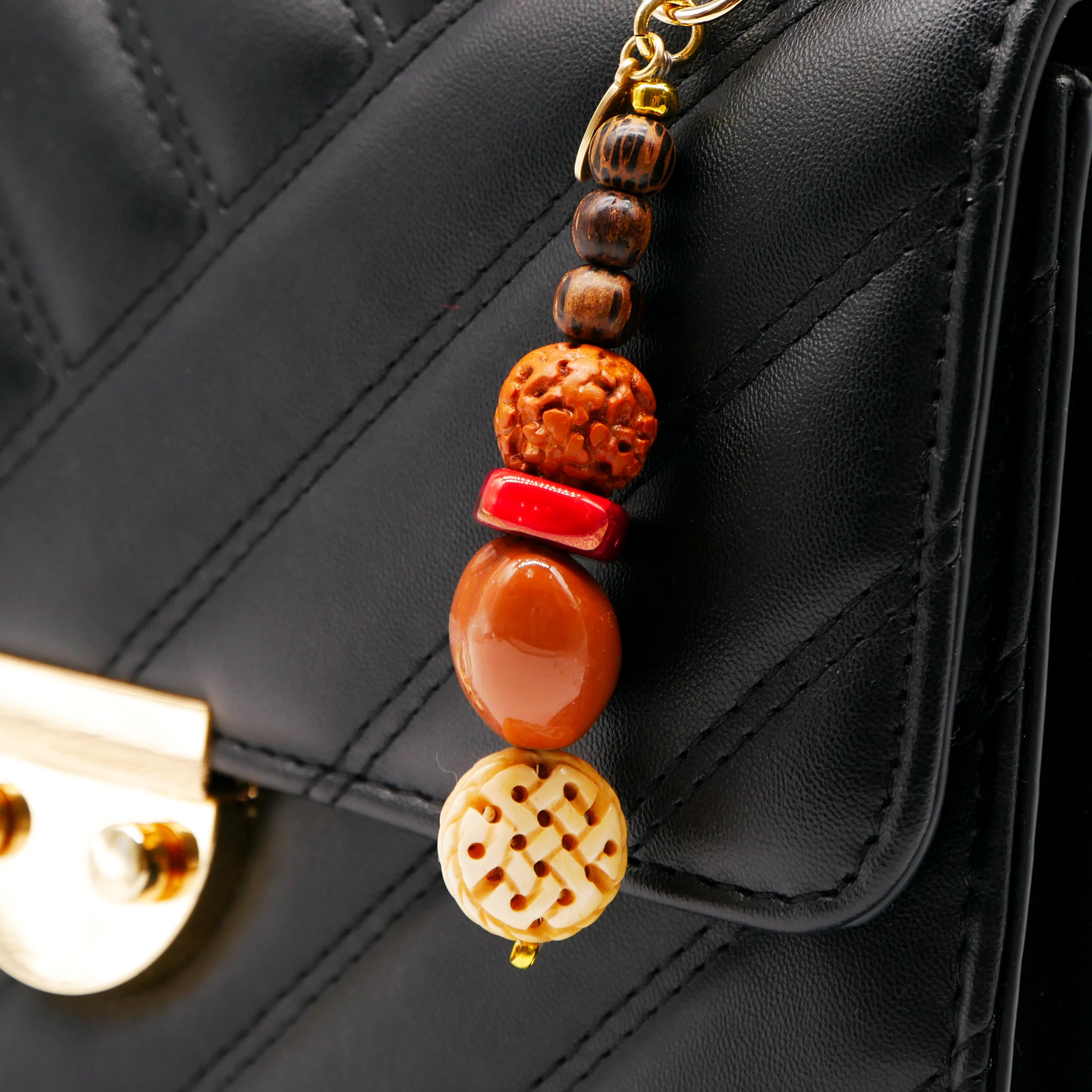 "Lucky Pendant" Anhänger, 1 Strang Holz-Samenperle, Keramik- und Knochenperle 