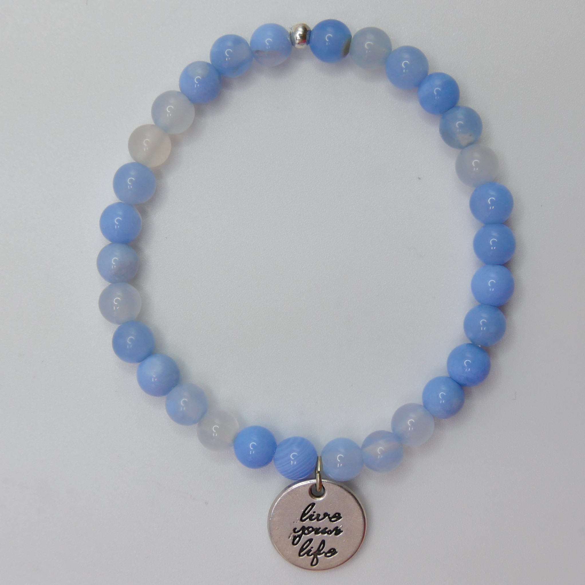  DIY kleine Schmuckbox, Armband live your Life, hellblauer Achat ø 6 mm, Metallanhänger