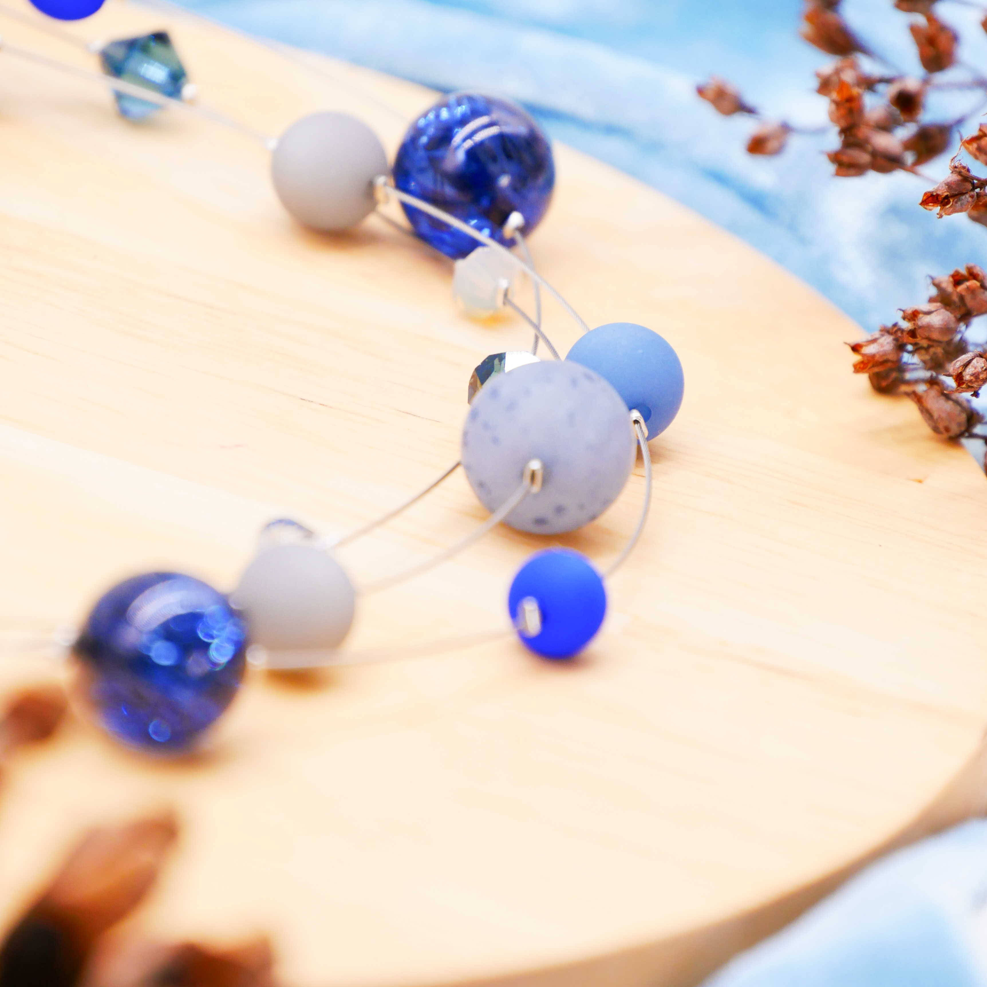 “Color Explosion”, short 3 strand necklace with polaris beads - pearlgentian