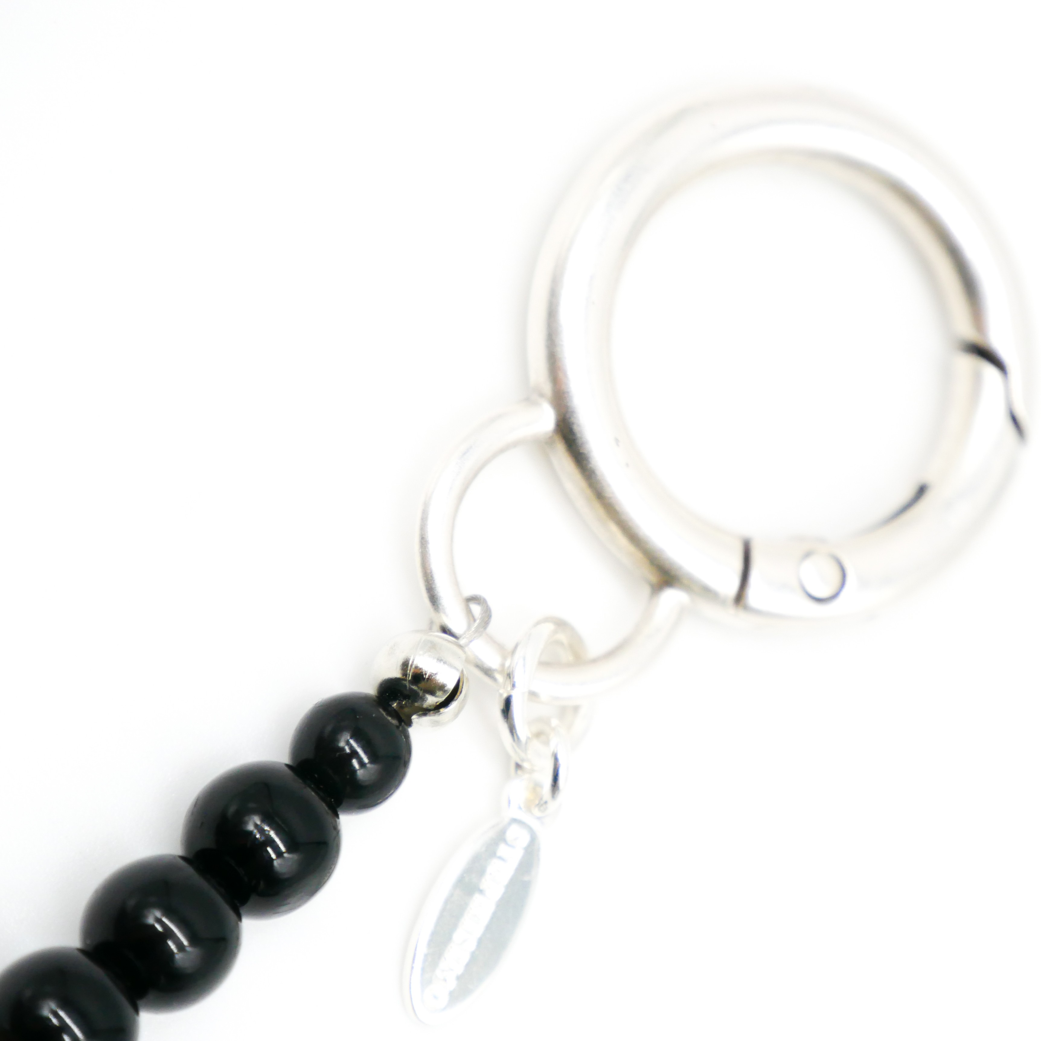 "Lucky Pendant" Anhänger, 1 Strang Glasperlen schwarz mit Designperle Brownlips "Lucky Pendant" Anhänger, 1 Strang Glasperlen schwarz mit Designperle Brownlips