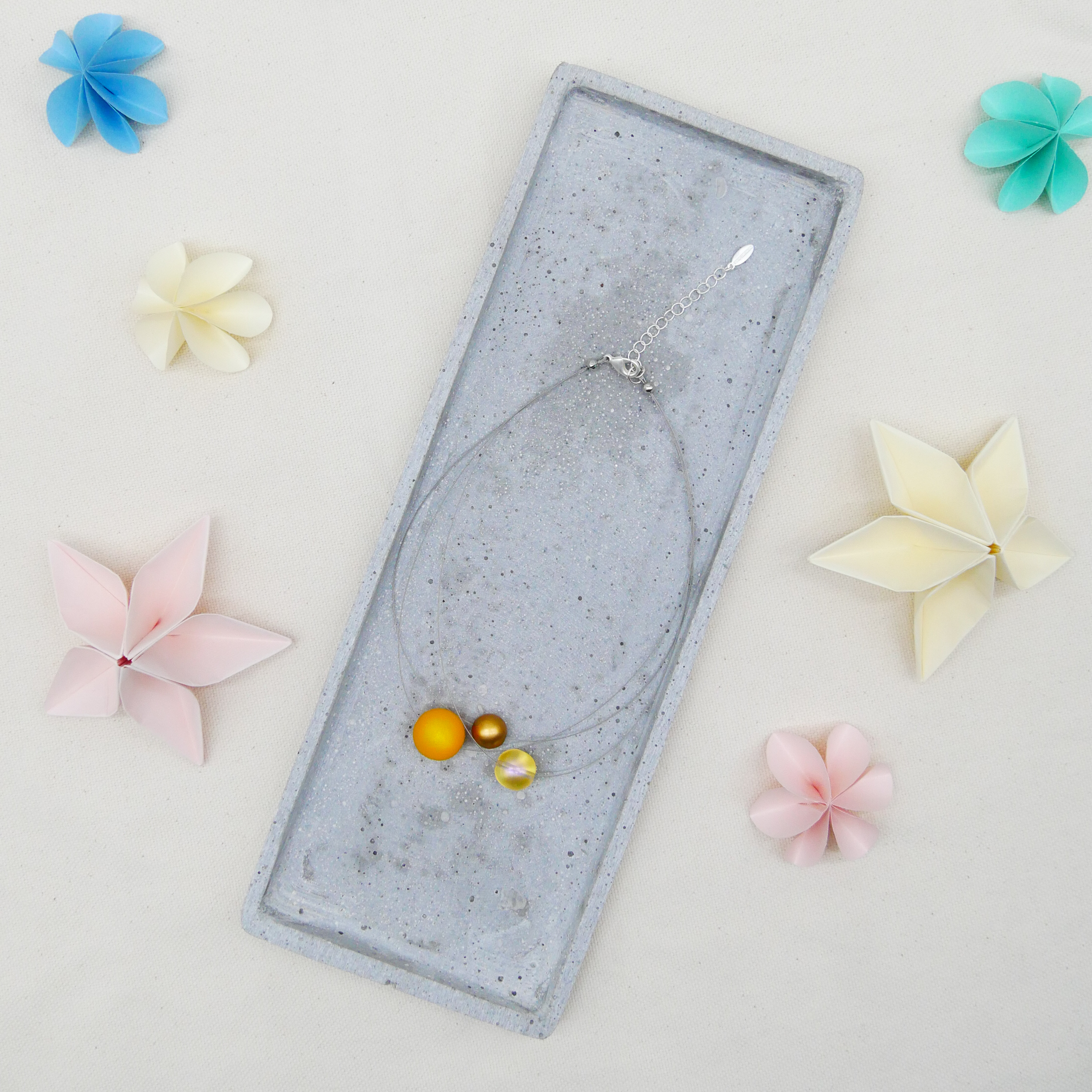  Color Explosion, kurze 3-Strang Kette "Planet" - Sonne gold-gelb