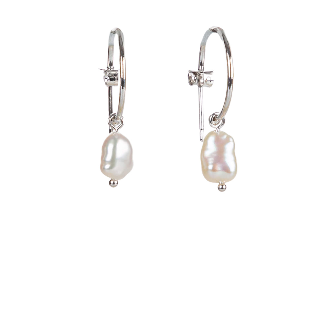 "Freshwater Pearls" Ohrring halbe Creole, barocke Süßwasserpele, versilbert