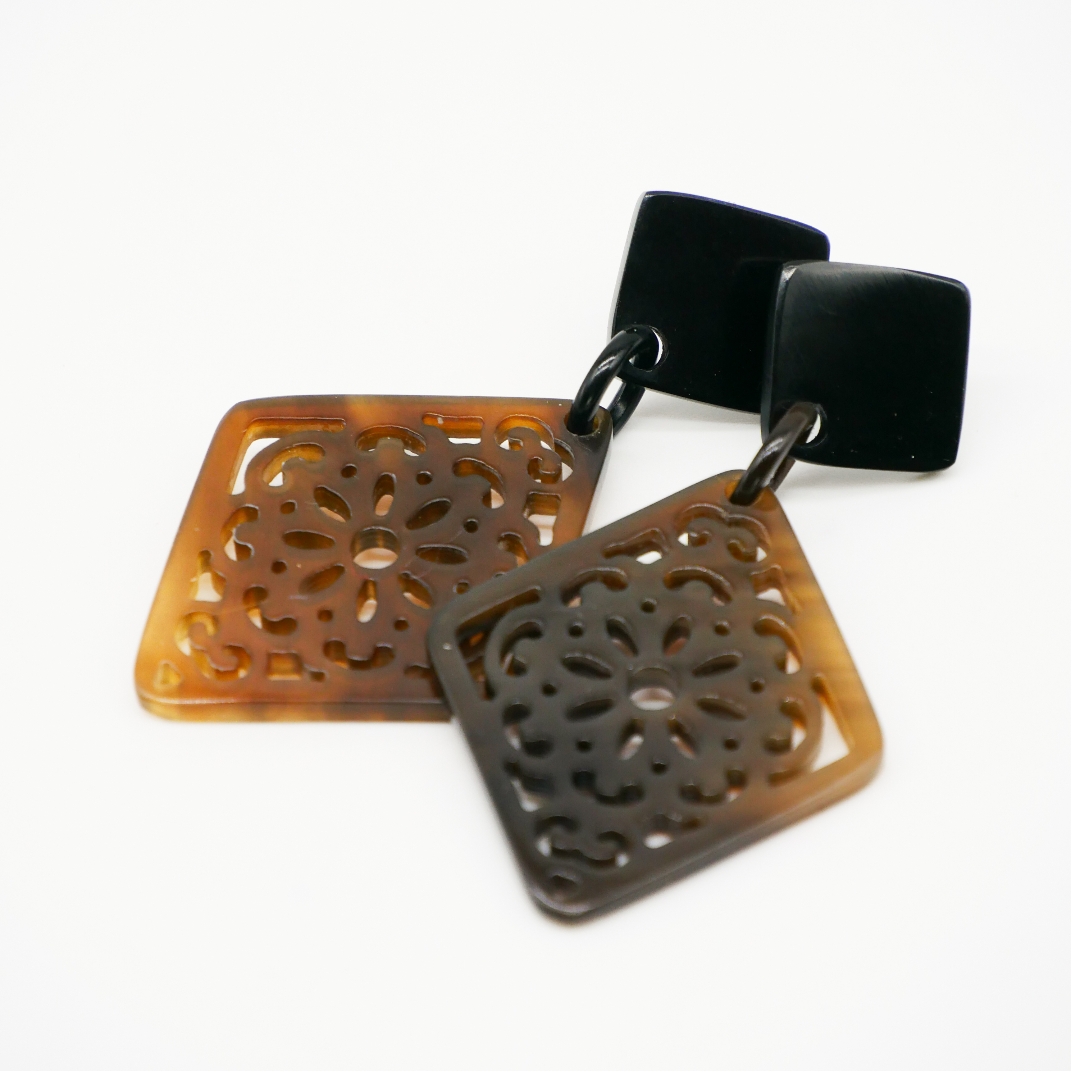 "Craft Art", Ohrring "Rectangle" braunes Horn "Craft Art", Ohrring "Rectangle" braunes Horn