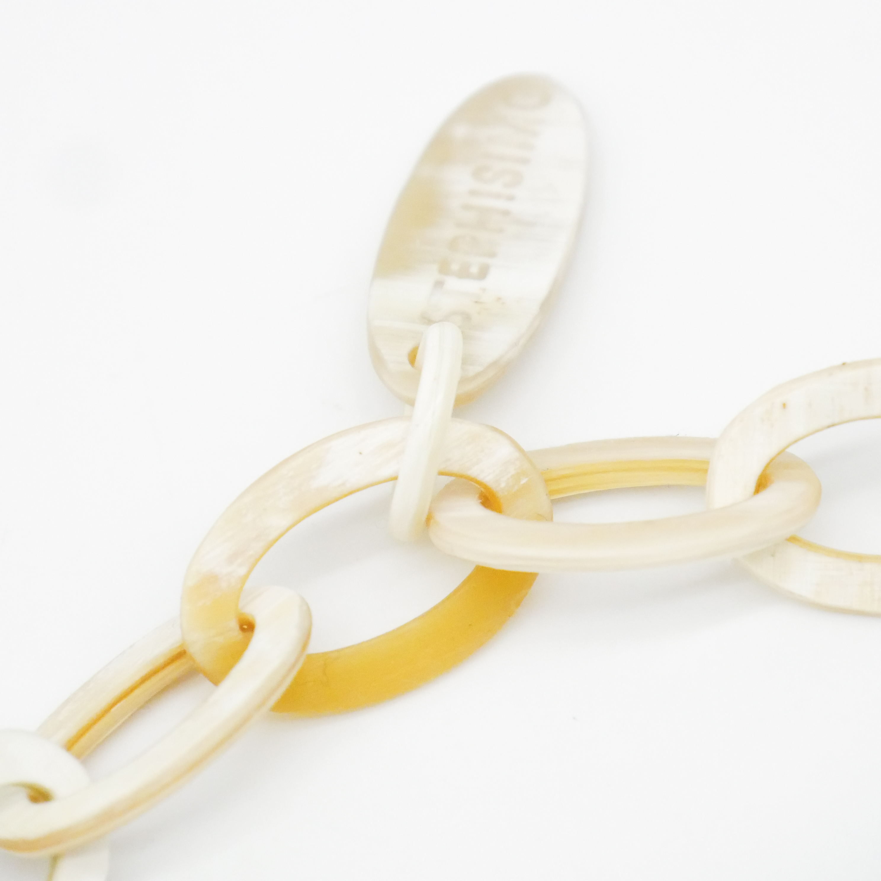  "Craft-Art", kurze Kette ca. 75 cm Ovale mit Verlauf, weißes Horn matt 