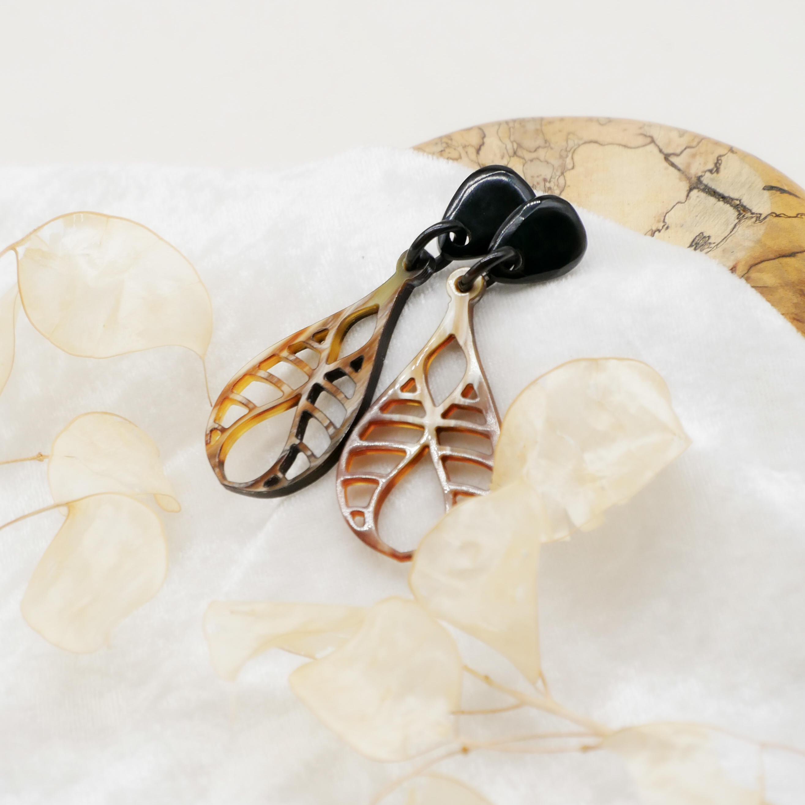  "Craft Art" Ohrring "Pendel" braunes afrikanisches Horn