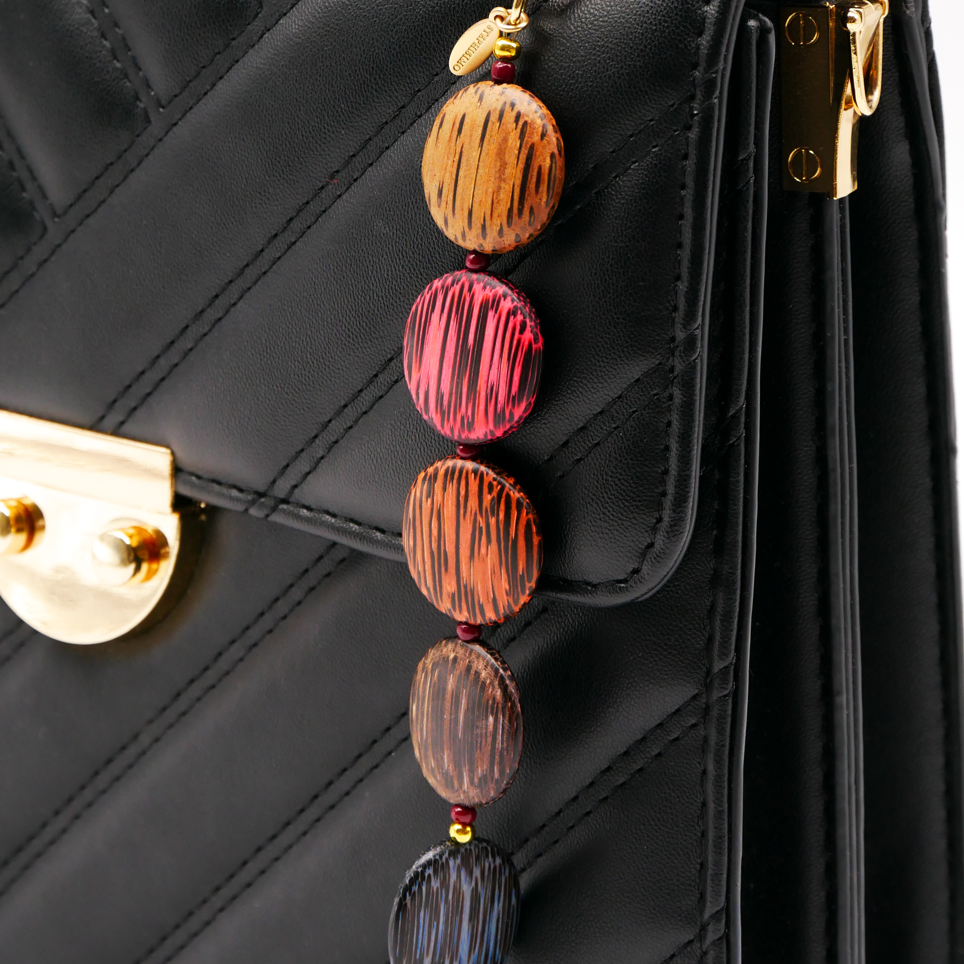 "Lucky Pendant" Anhänger, 1 Strang farbige Kokosholzscheiben Ø ca. 25 mm  