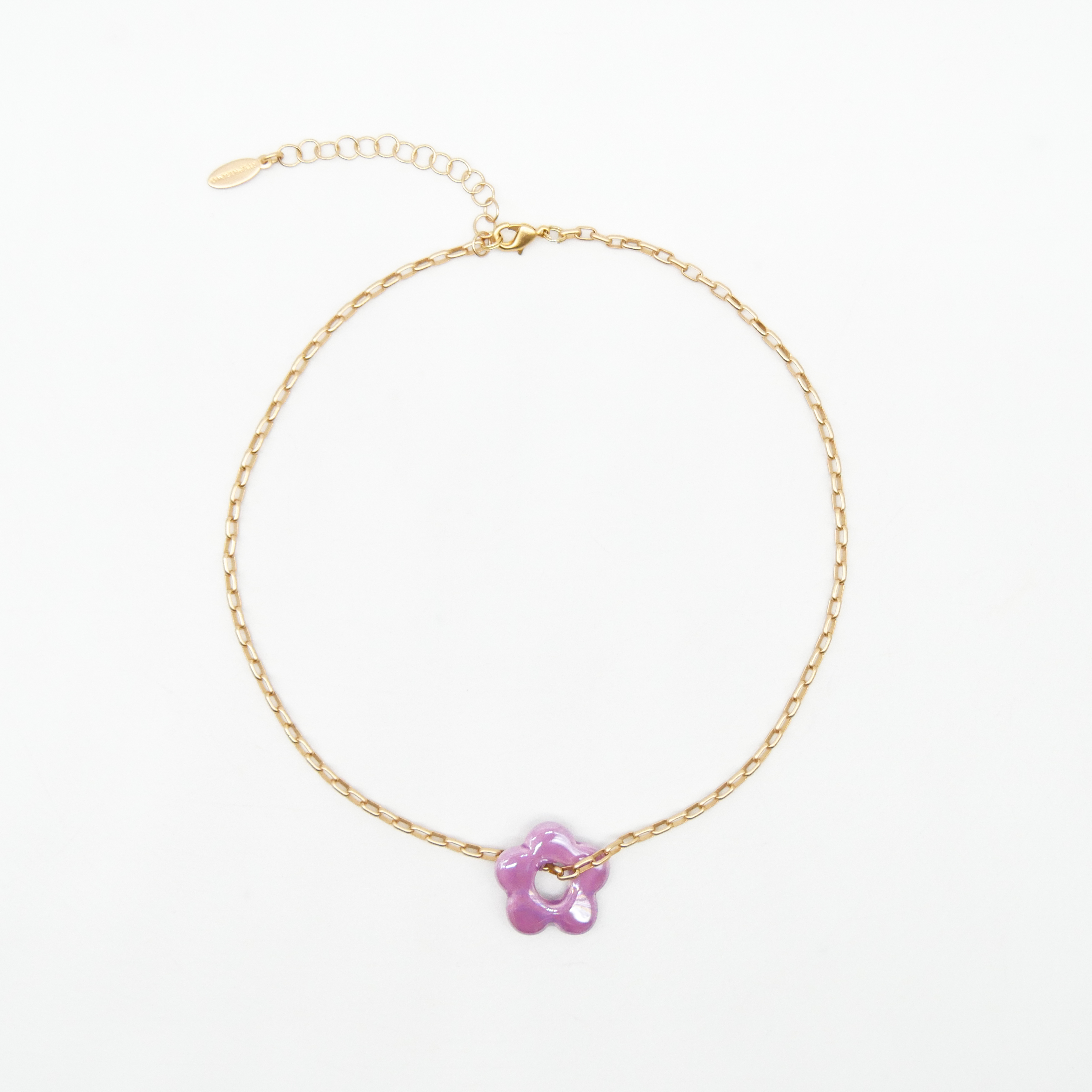 "Summer-Feeling", Kurze Metallkette vergoldet, Keramikblume purple "Summer-Feeling", Kurze Metallkette vergoldet, Keramikblume purple