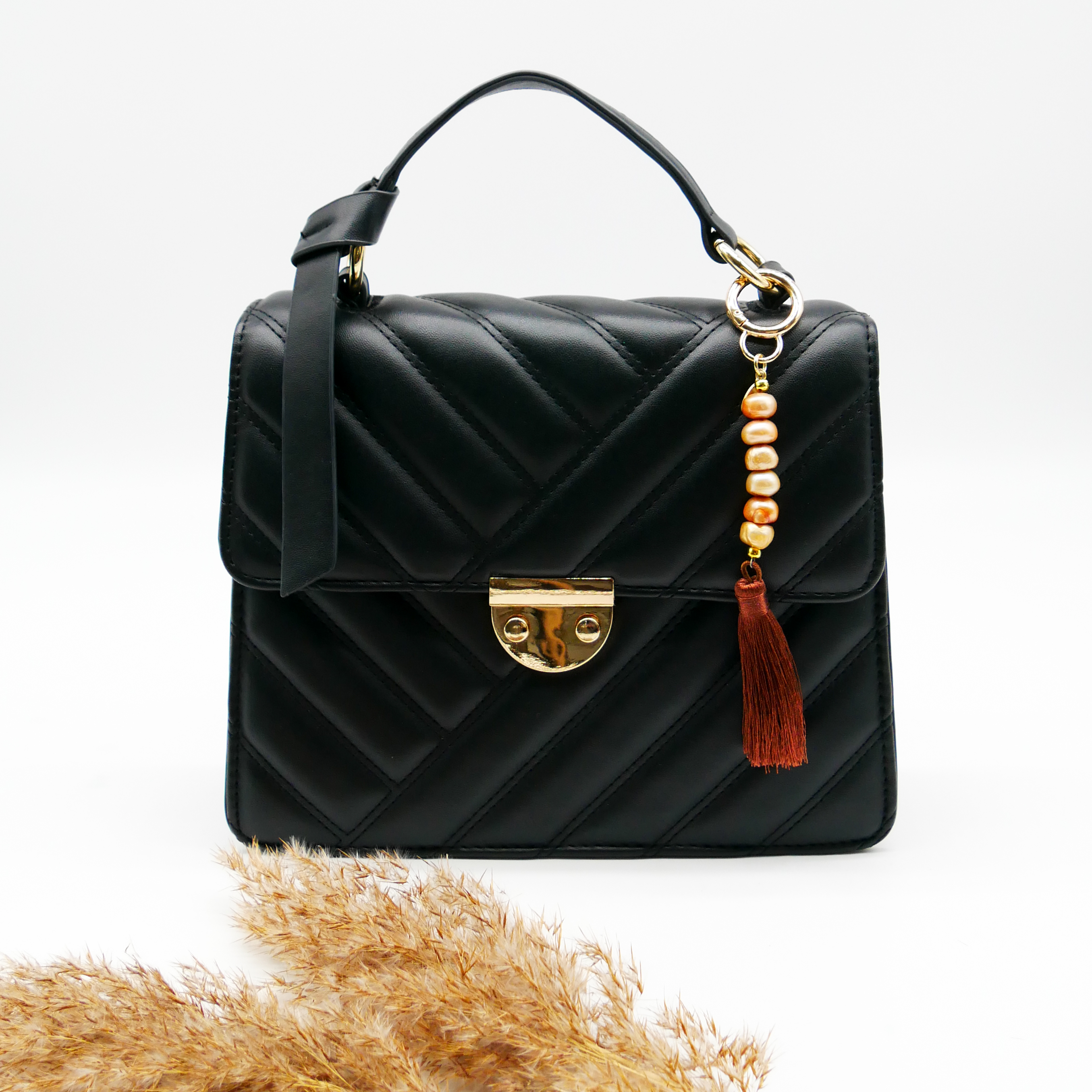 "Lucky Pendant" Anhänger, 1 Strang SWZ Perle große braune Quaste 