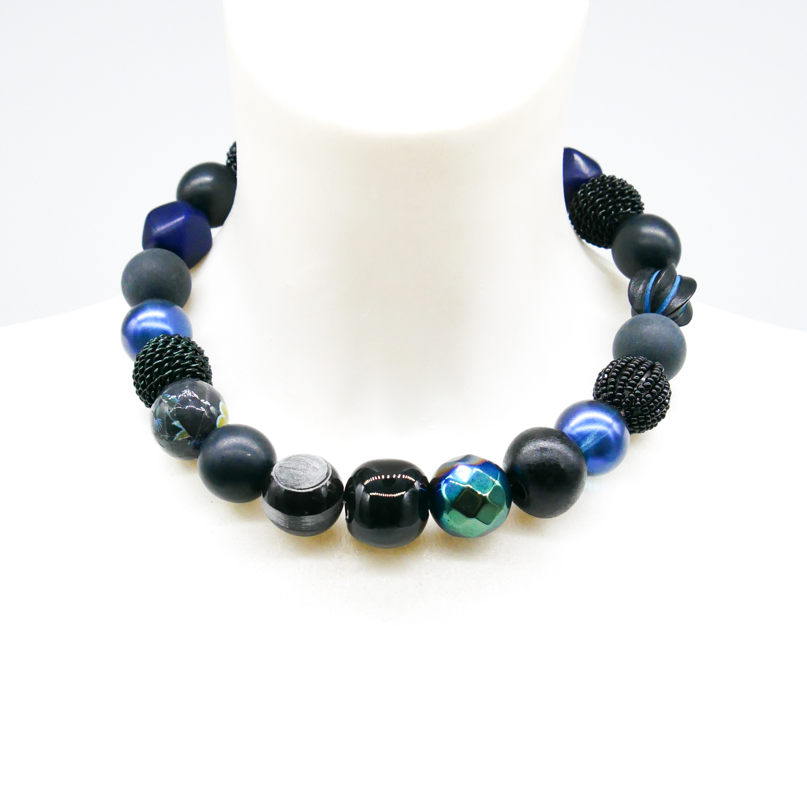 "Bollywood" Kette Ø ca. 20 mm, mitternachtsblau